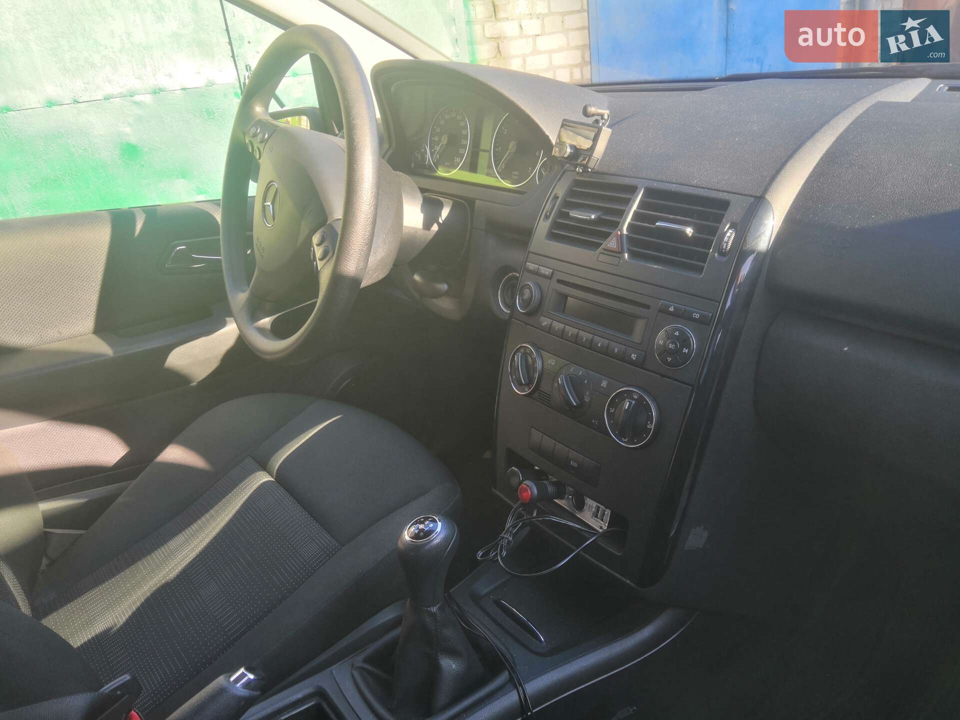 Mercedes-Benz A-Class 2010 VIN WDD1690311J860814 фото оголошення 5 з 7