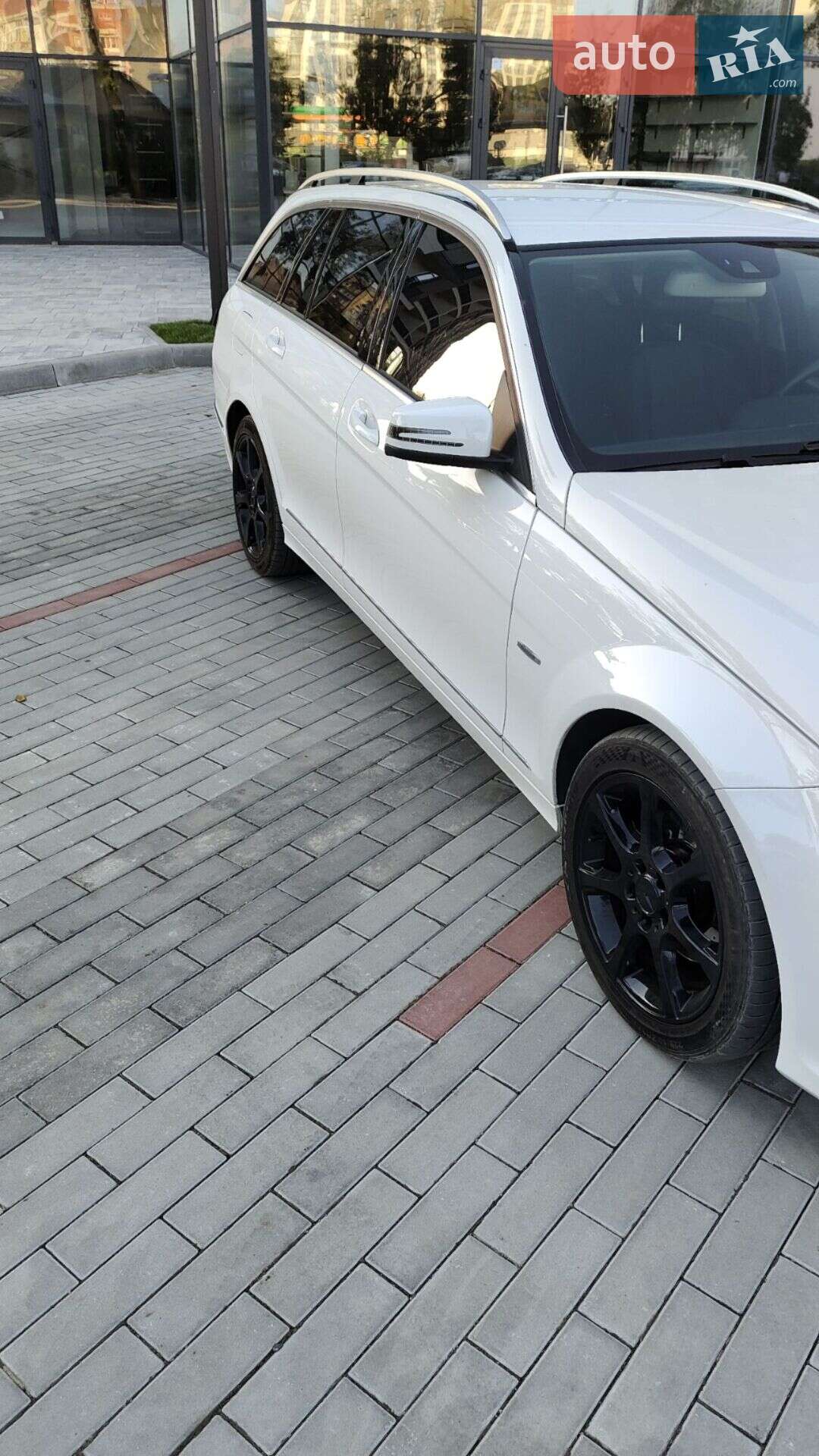 Mercedes-Benz C-Class 2013 VIN WDD2042021G270406 фото оголошення 6 з 26