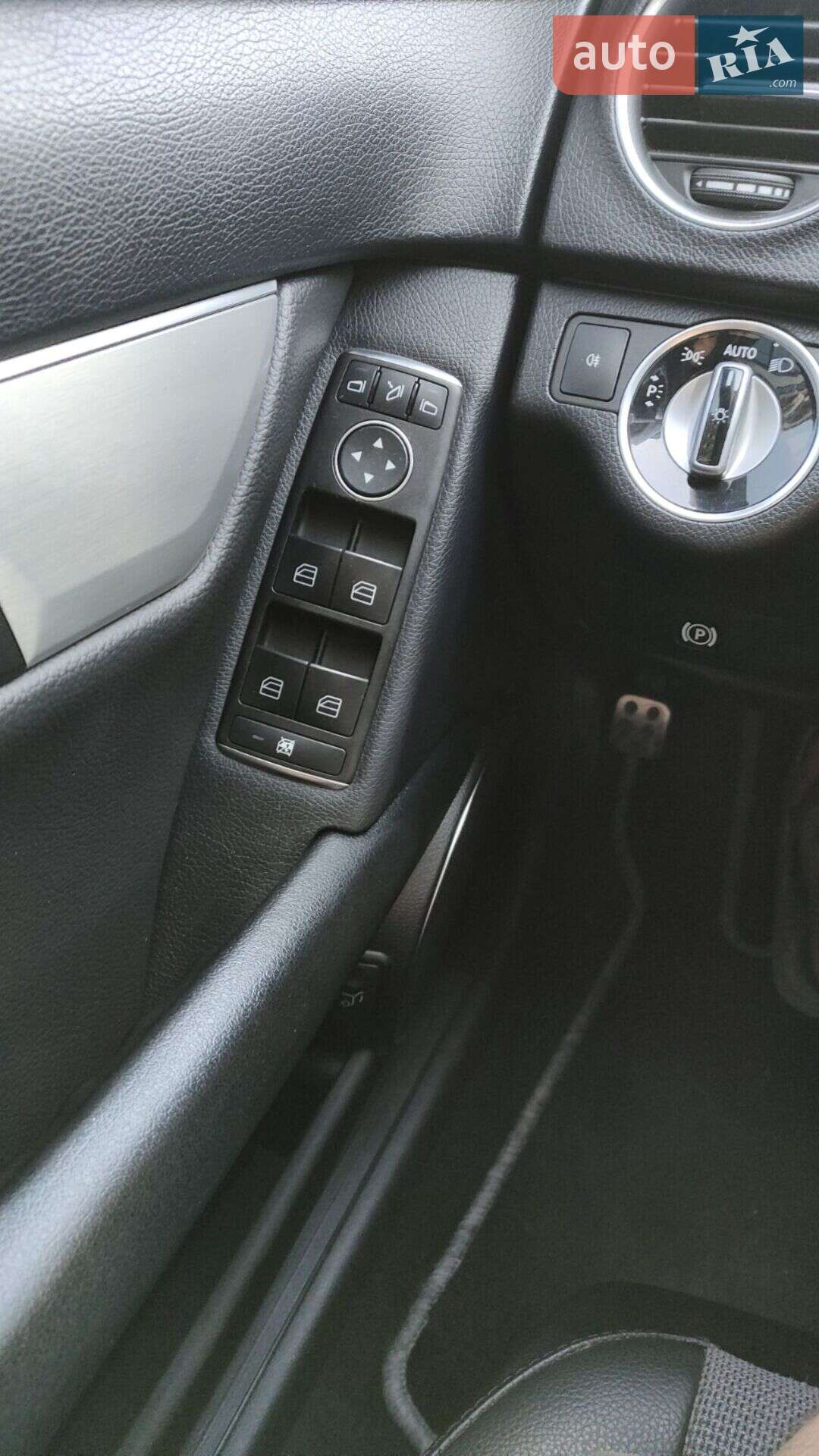 Mercedes-Benz C-Class 2013 VIN WDD2042021G270406 фото оголошення 18 з 26