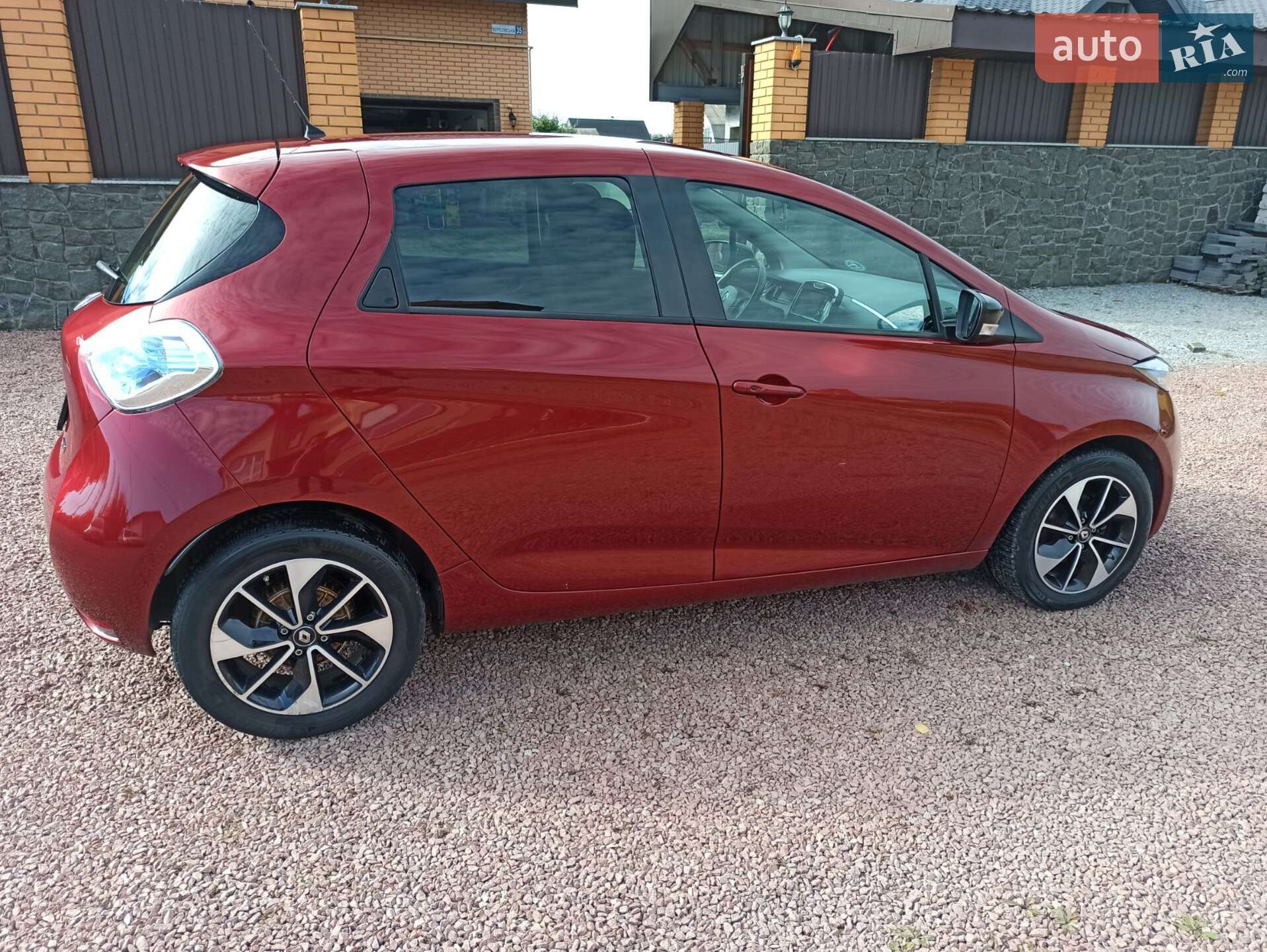 Renault Zoe 2018 VIN VF1AGVYF059561938 фото оголошення 33 з 38