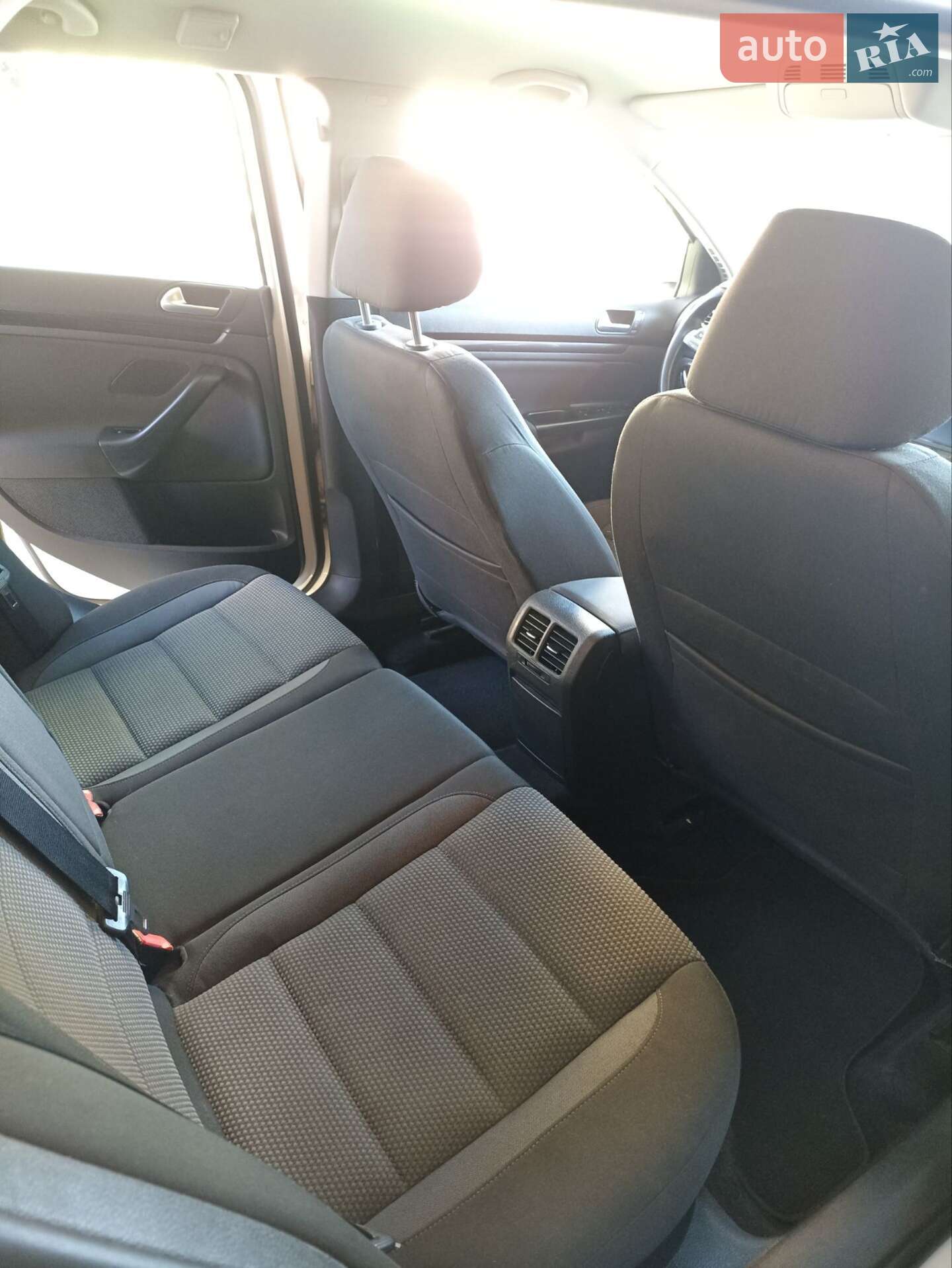 Volkswagen Golf 2011 VIN WVWZZZ1KZCM647203 фото оголошення 11 з 17