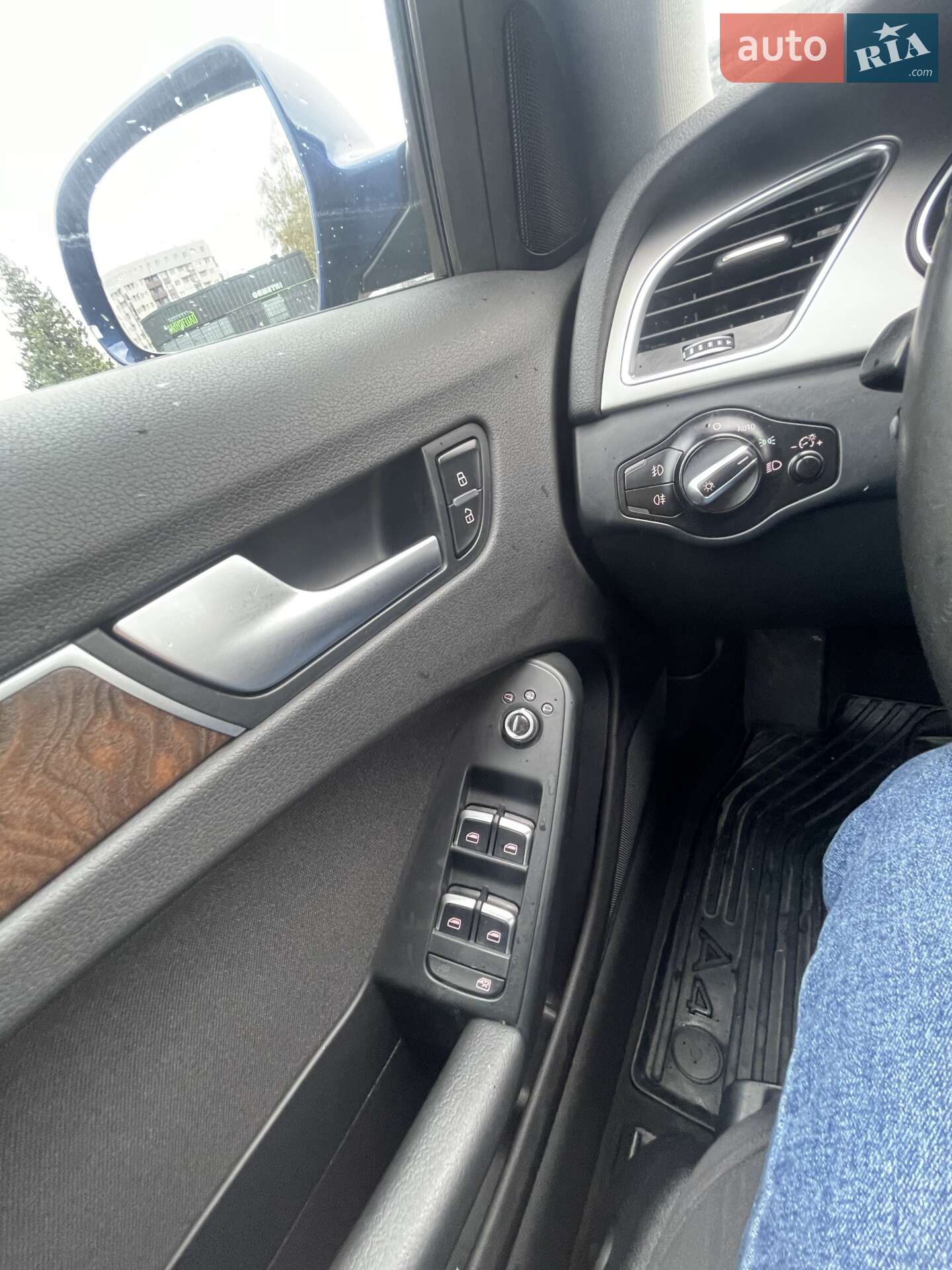 Audi A4 2014 VIN WAUZZZ8K4EA153454 фото оголошення 27 з 32