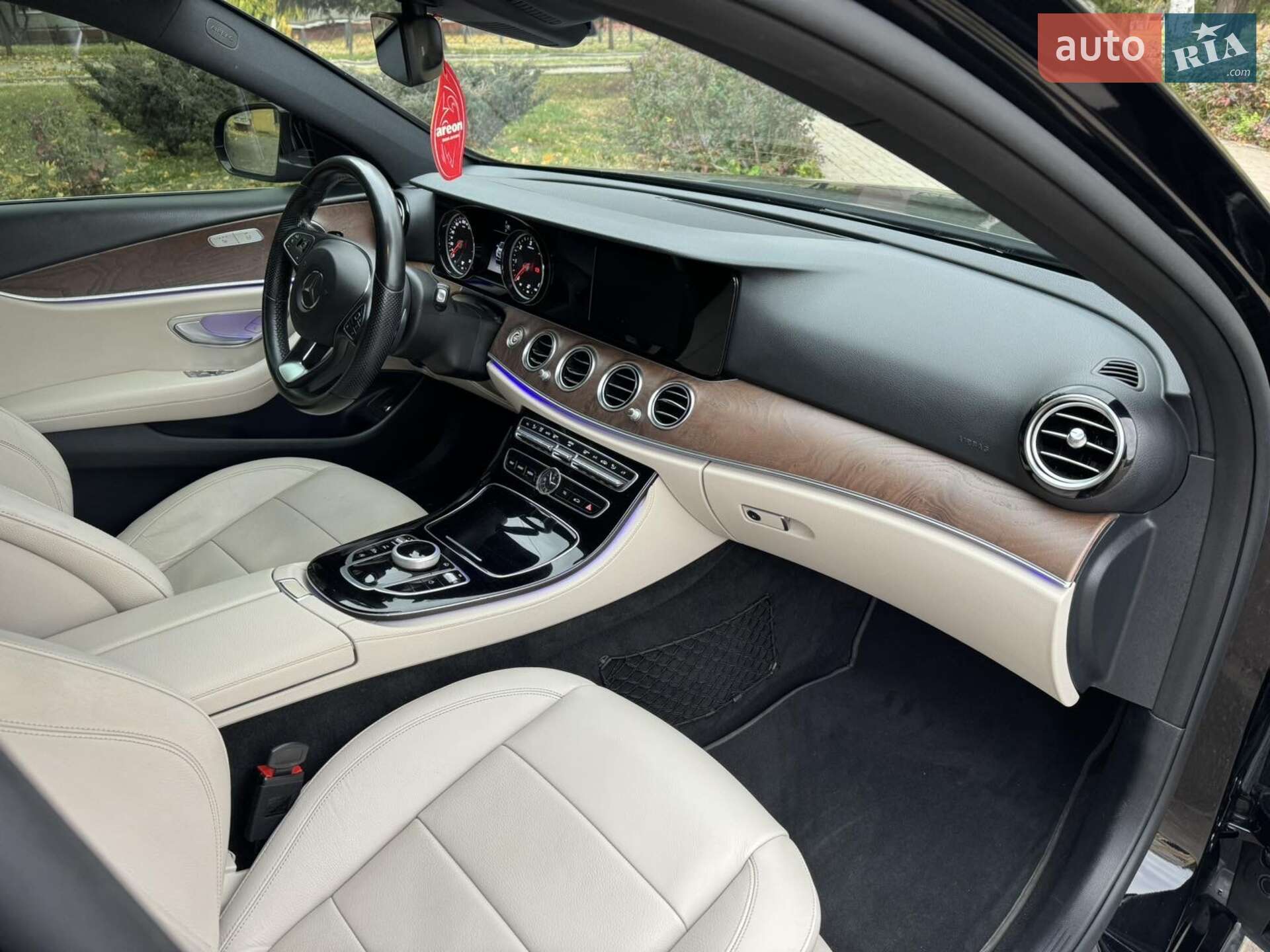 Mercedes-Benz E-Class 2017 VIN WDD2130051A220730 фото оголошення 10 з 14