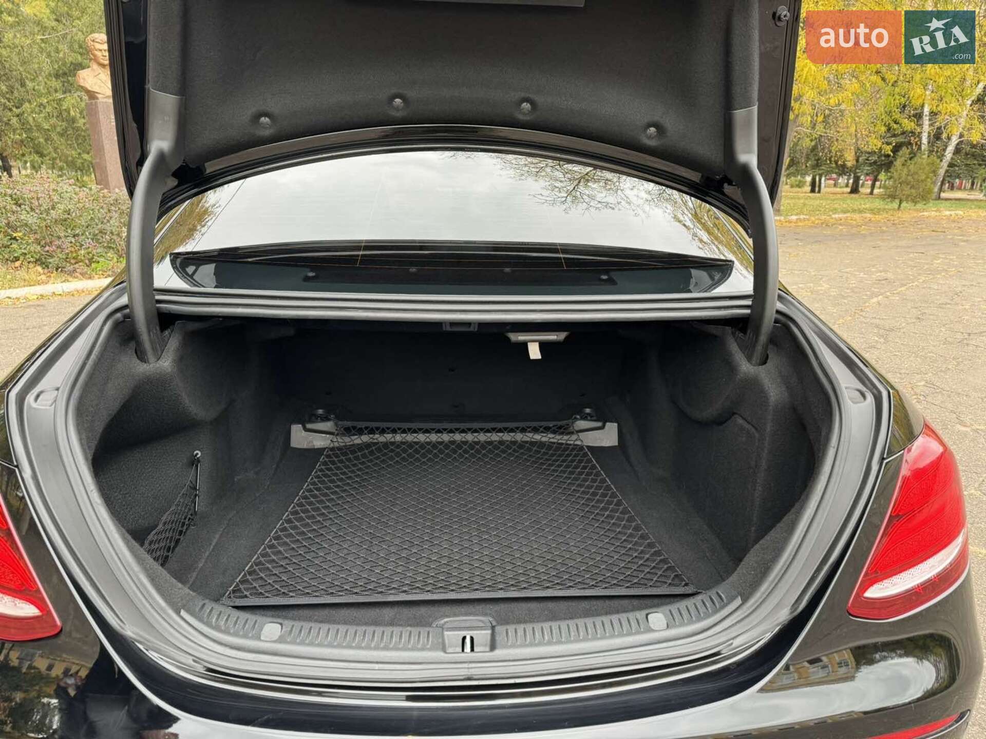 Mercedes-Benz E-Class 2017 VIN WDD2130051A220730 фото оголошення 13 з 14