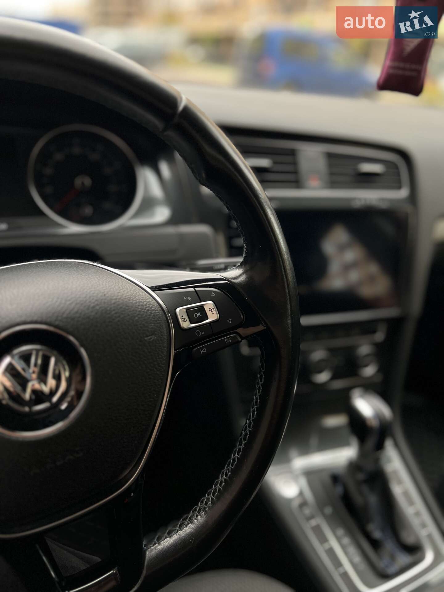 Volkswagen e-Golf 2017 VIN WVWZZZAUZH8950238 фото оголошення 26 з 59