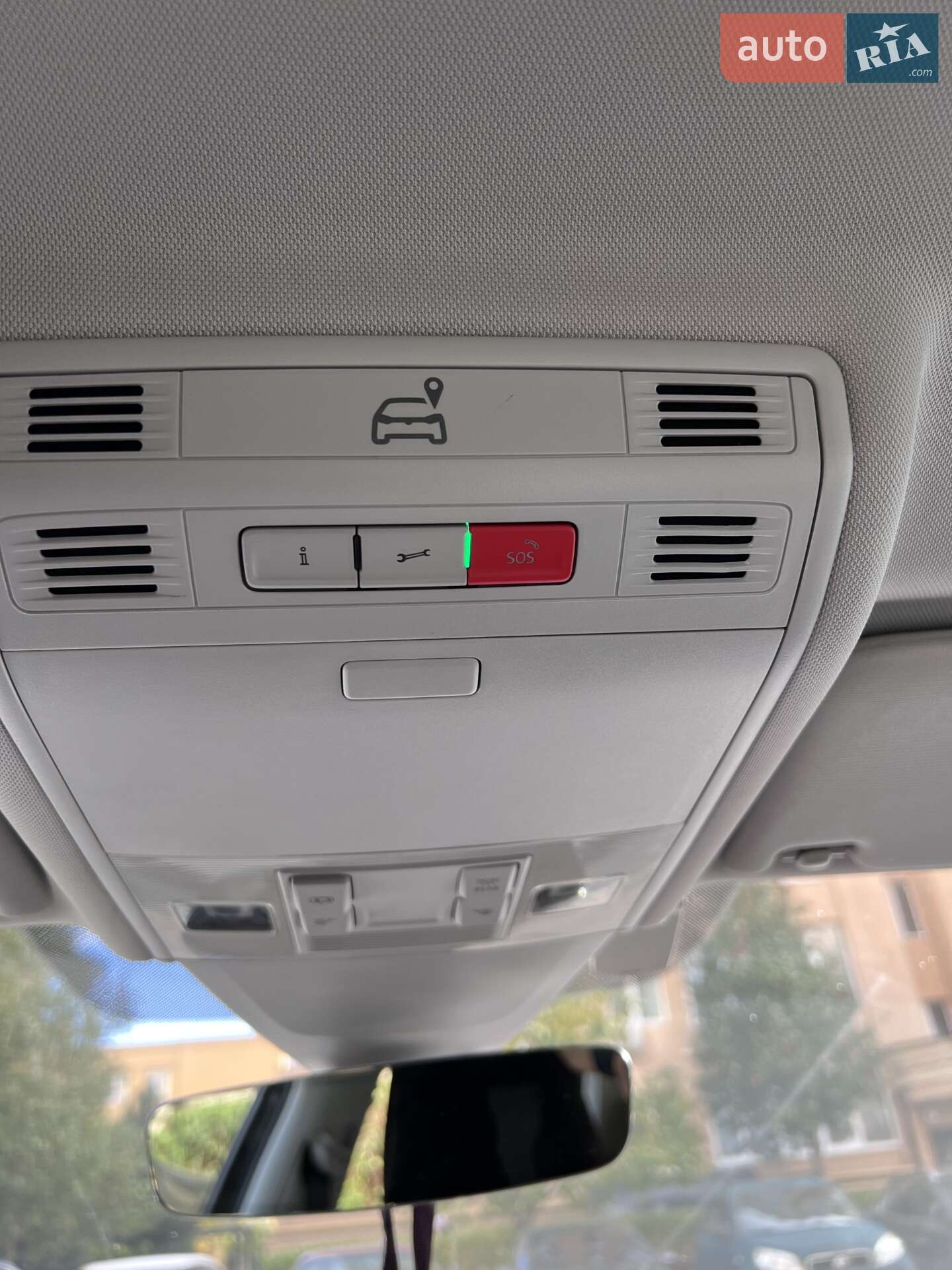 Volkswagen e-Golf 2017 VIN WVWZZZAUZH8950238 фото оголошення 47 з 59