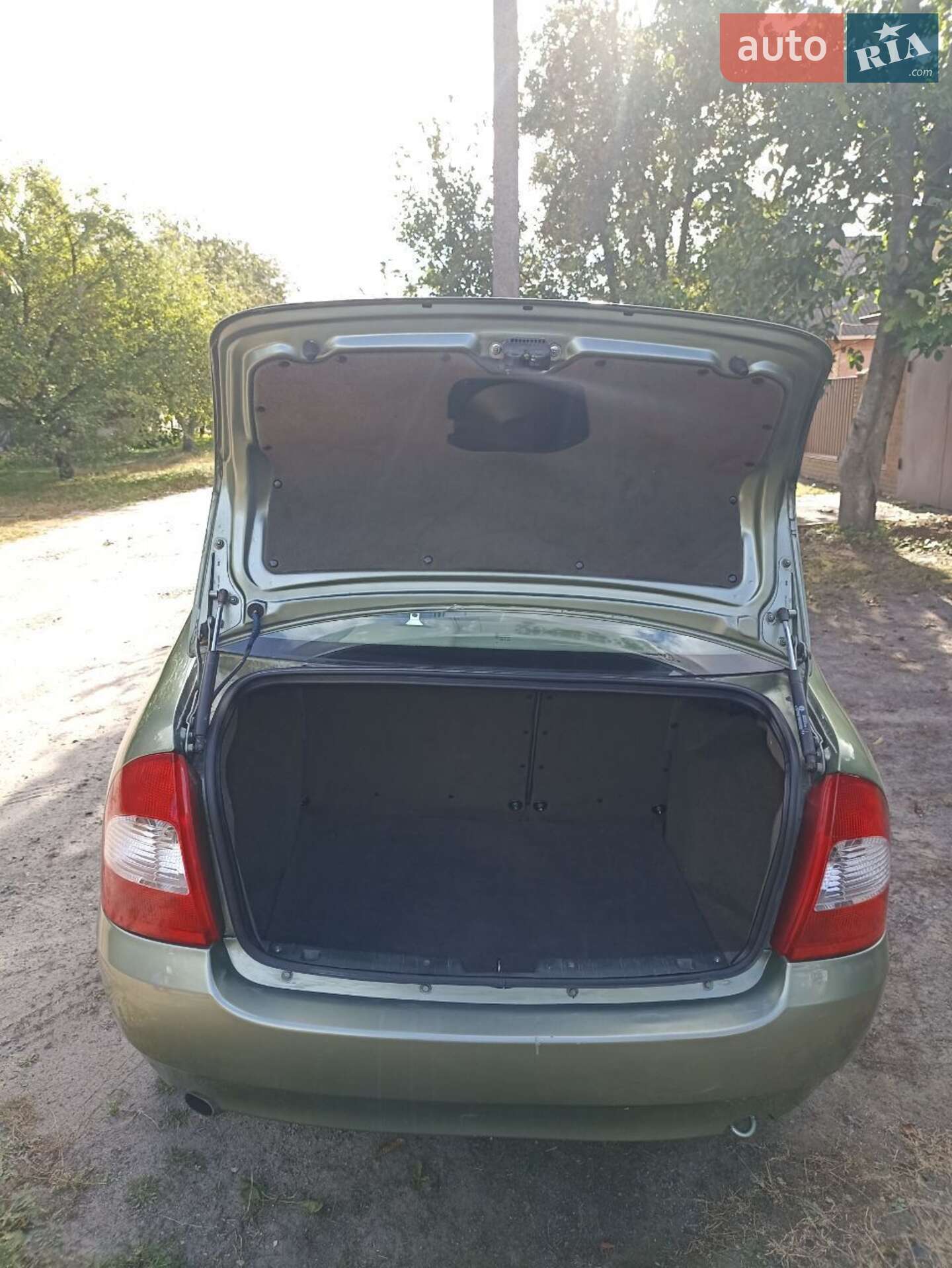 ВАЗ / Lada 1118 Калина 2008 VIN XTA11184090185302 фото оголошення 9 з 12