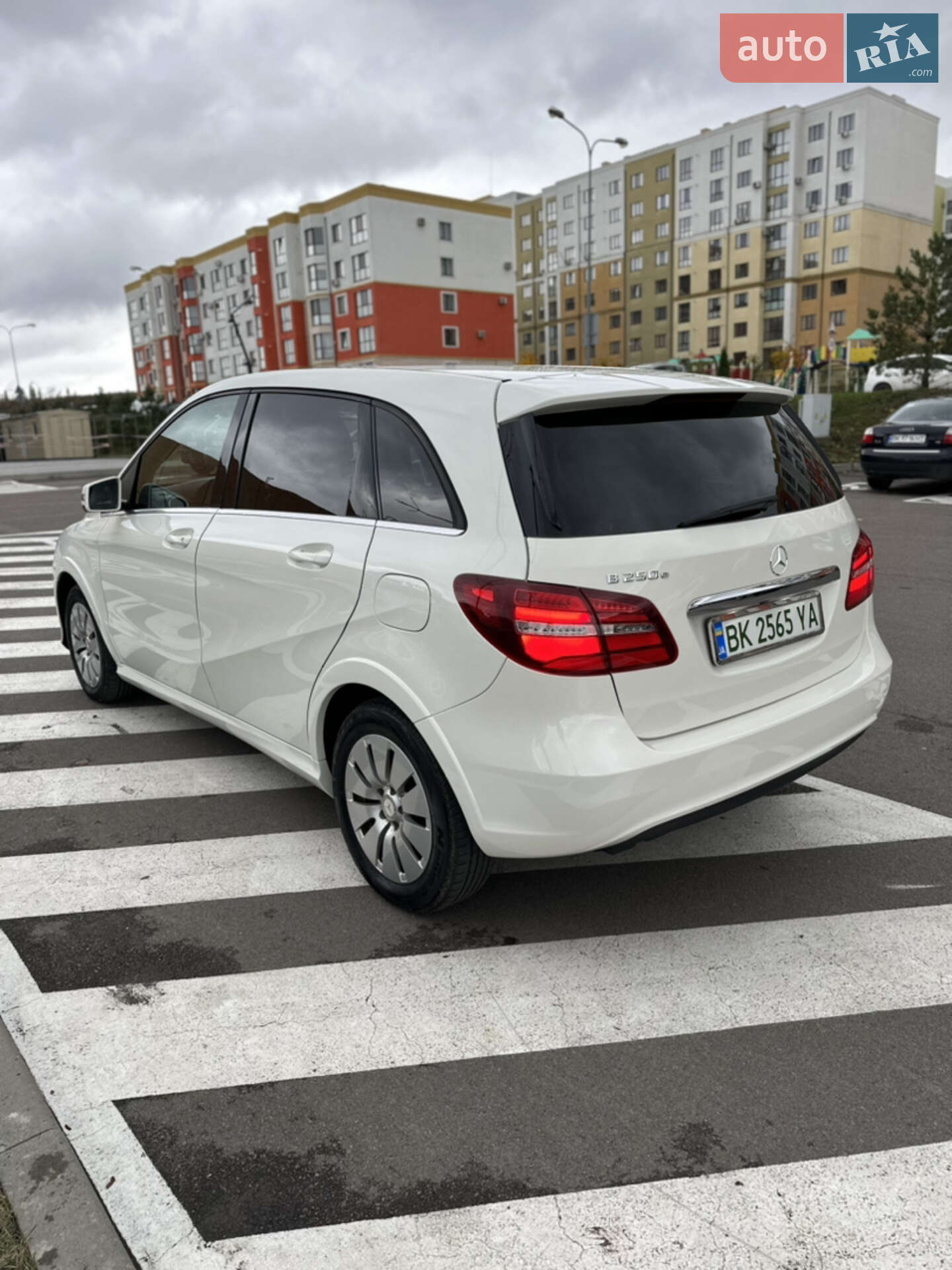 Mercedes-Benz B-Class 2016 VIN WDD2428901J010476 фото оголошення 8 з 16