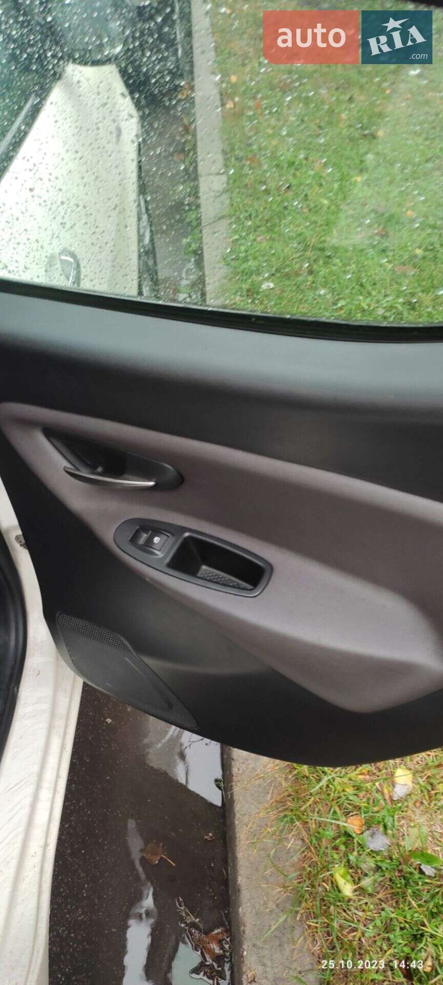 Lancia Ypsilon 2013 VIN ZLA31200005094641 фото оголошення 17 з 30