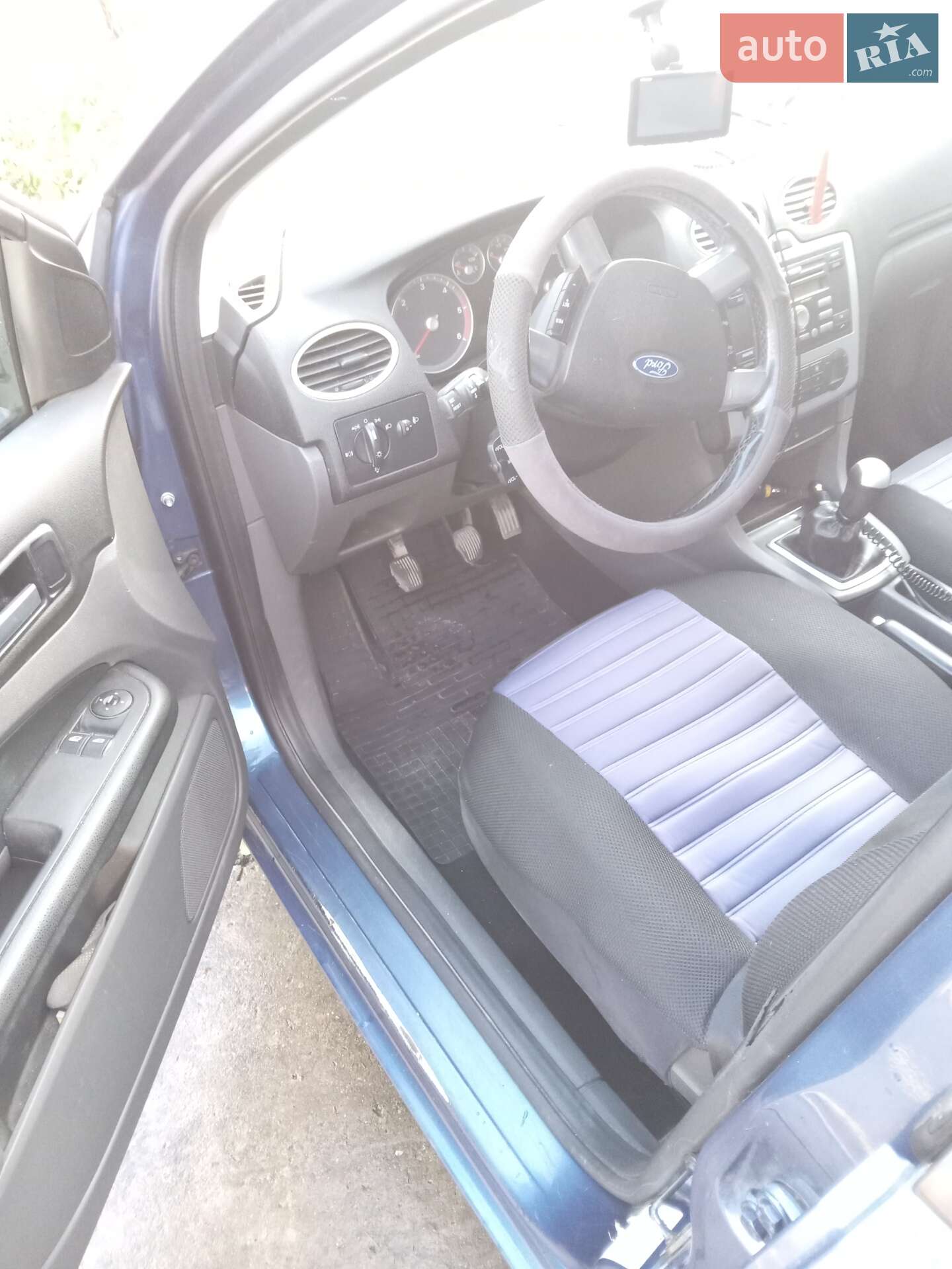 Ford Focus 2006 VIN WF05XXWPD56R49110 фото оголошення 29 з 37