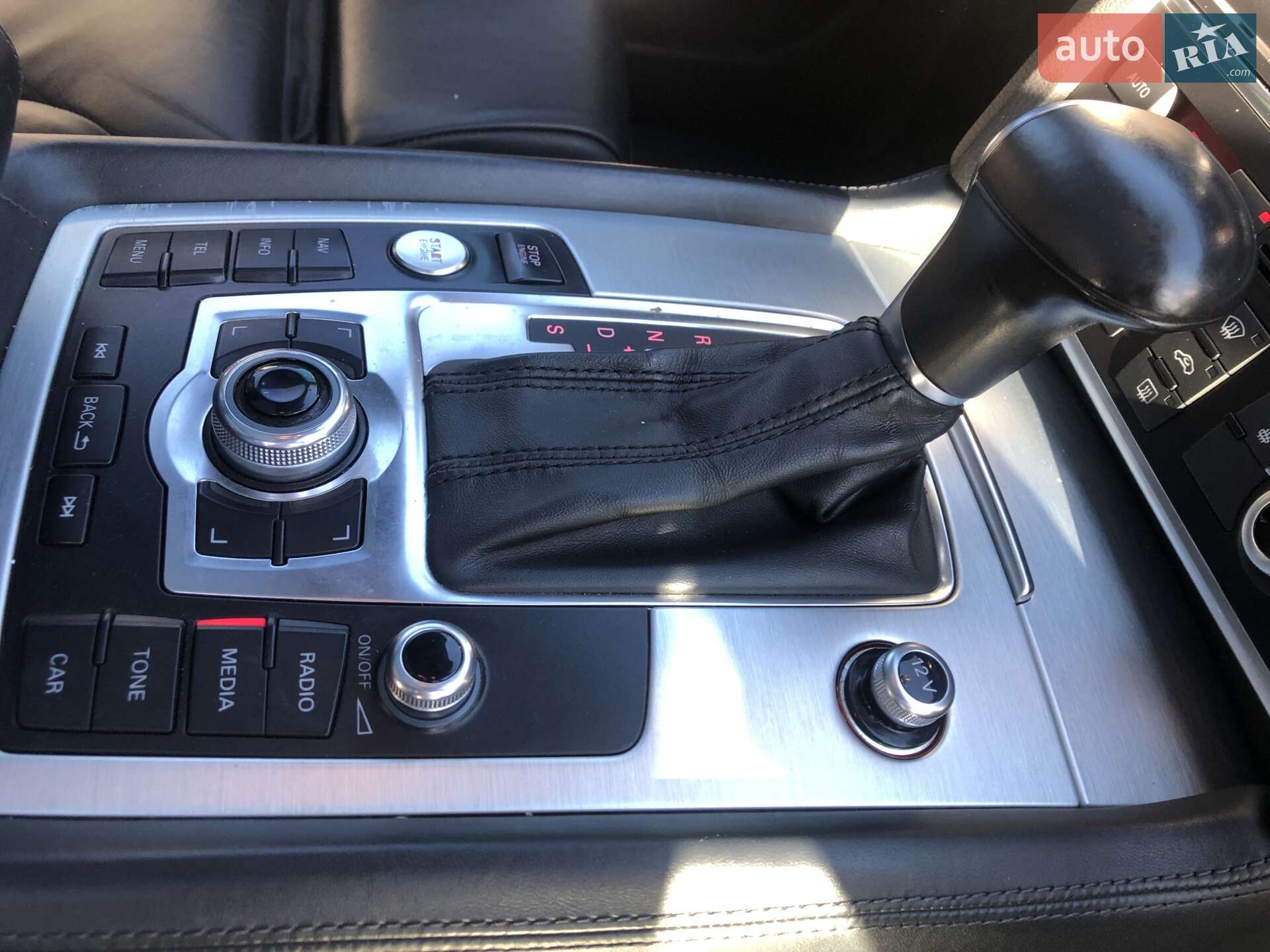 Audi Q7 2015 VIN WAUZZZ4L3FD027942 фото оголошення 13 з 37