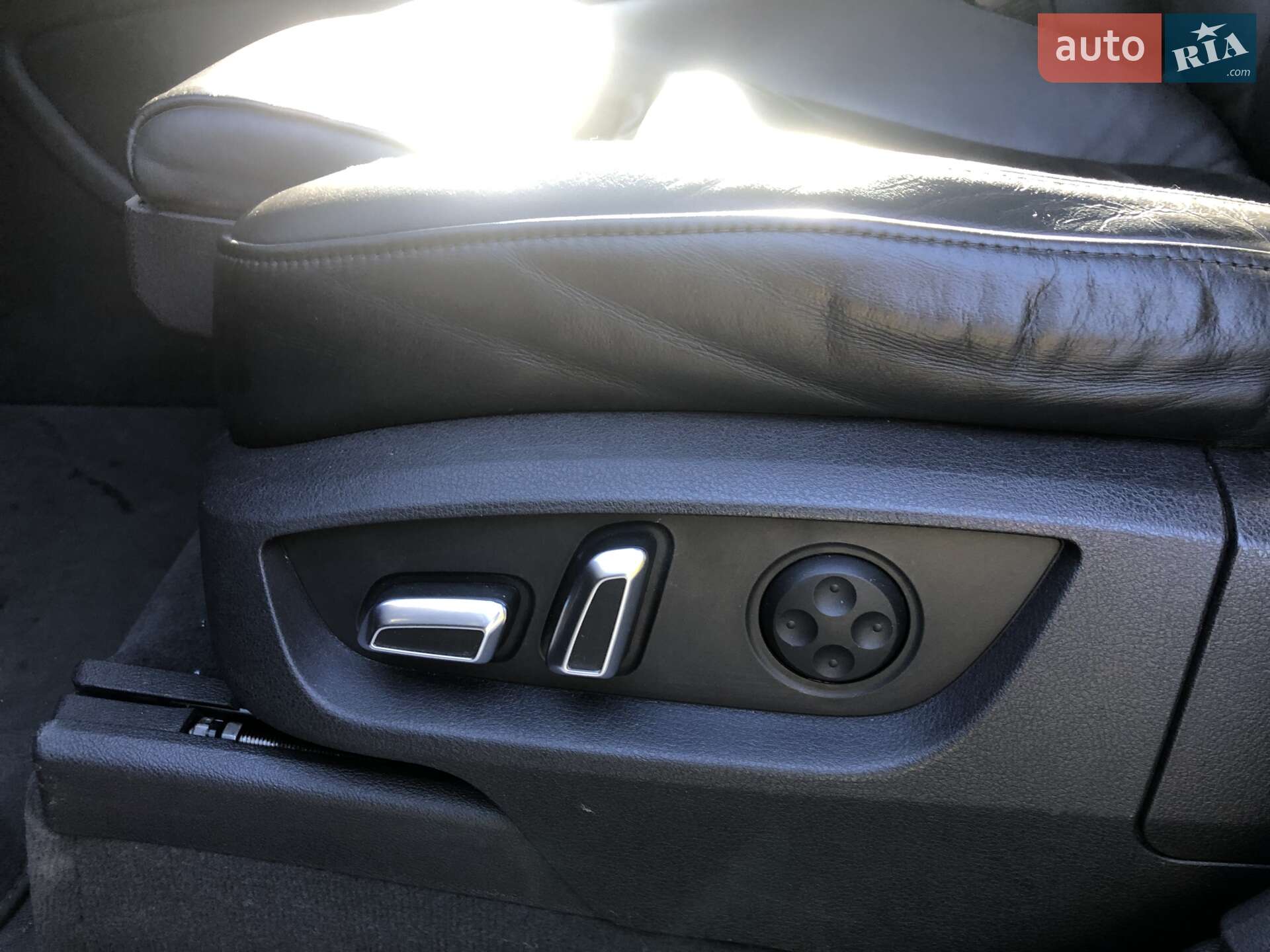 Audi Q7 2015 VIN WAUZZZ4L3FD027942 фото оголошення 20 з 37