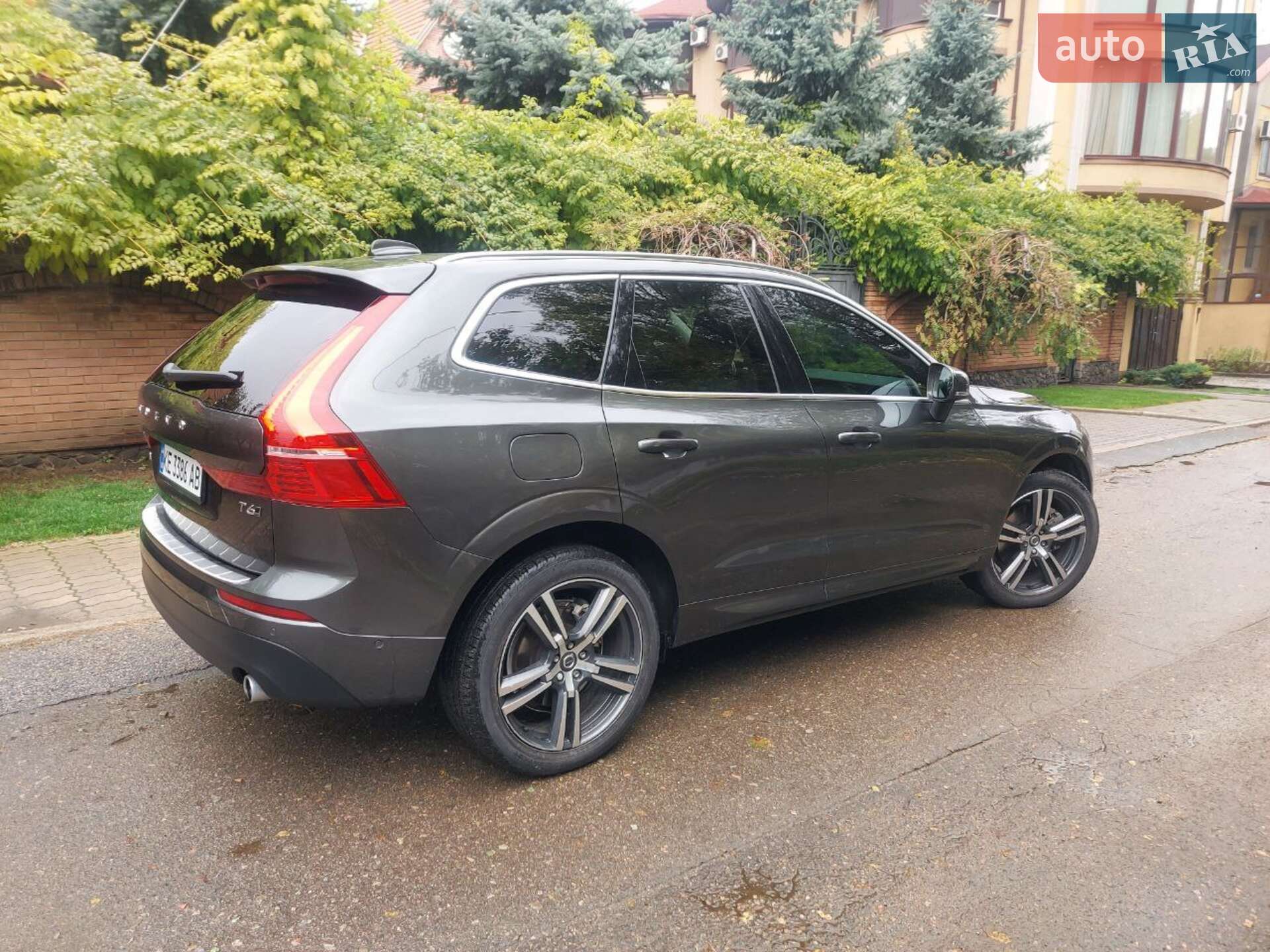 Volvo XC60 2018 VIN LYVA22RK3JB118093 фото оголошення 2 з 11