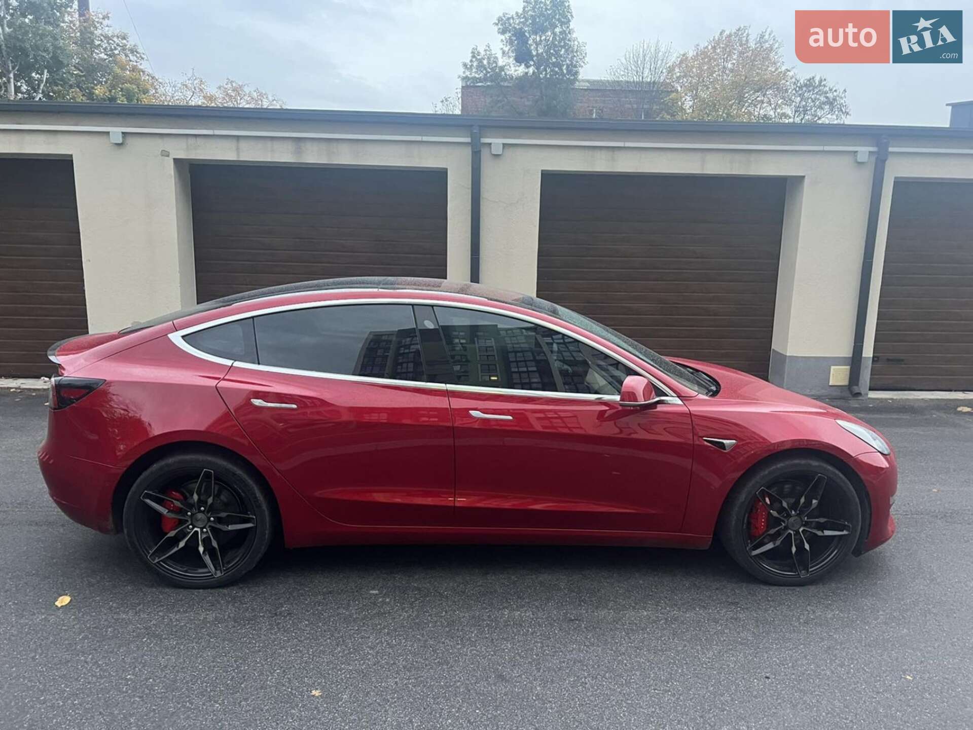 TESLA Tesla Model 3 2018 VIN 5YJ3E1EB9JF083624 фото оголошення 15 з 32