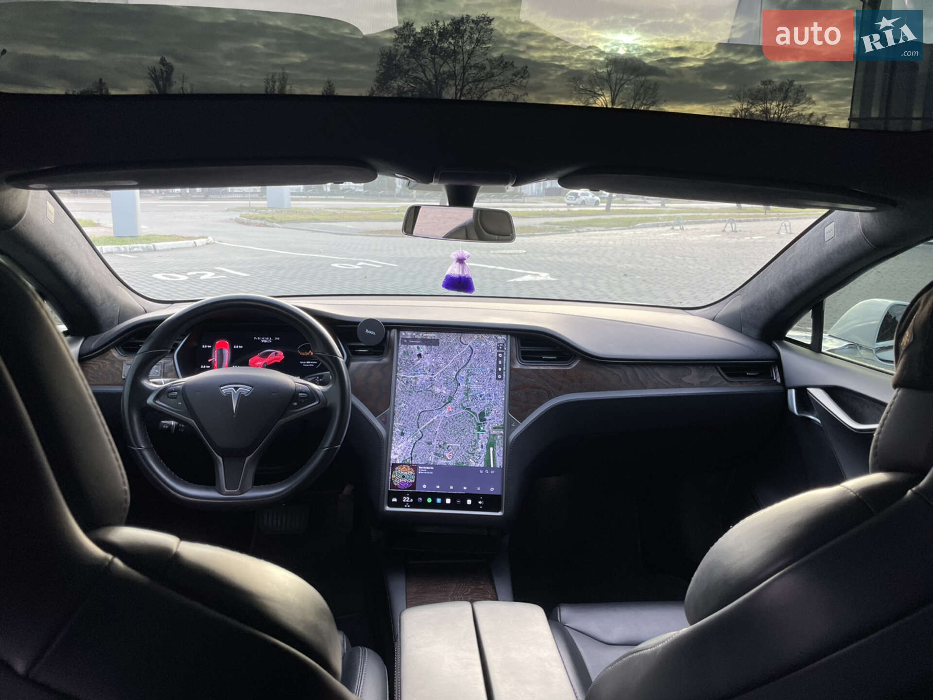 Tesla Model S 2018 VIN 5YJSA1E28JF256797 фото оголошення 15 з 24