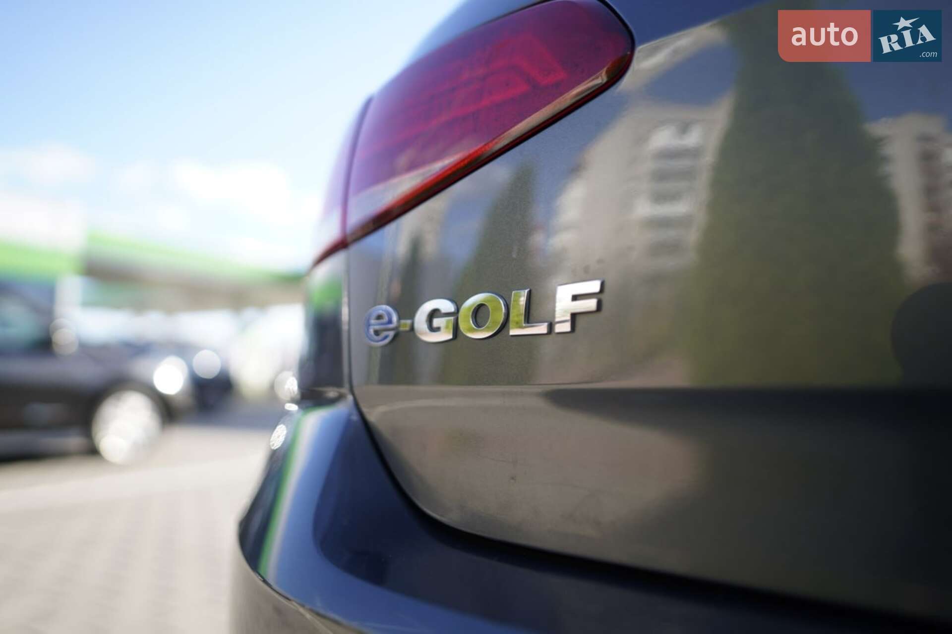 Volkswagen e-Golf 2018 VIN WVWZZZAUZJ8903875 фото оголошення 9 з 20