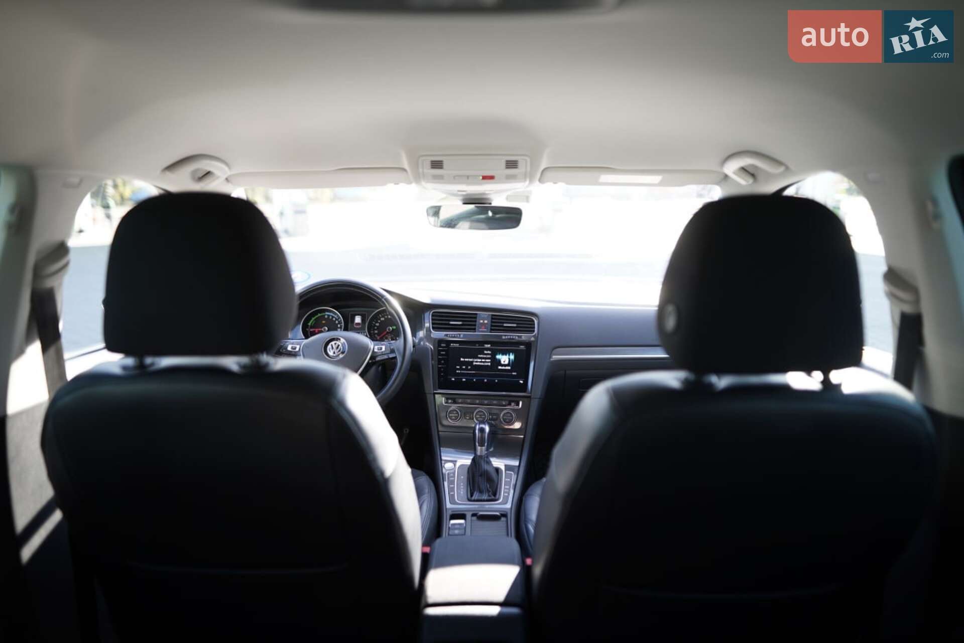 Volkswagen e-Golf 2018 VIN WVWZZZAUZJ8903875 фото оголошення 15 з 20