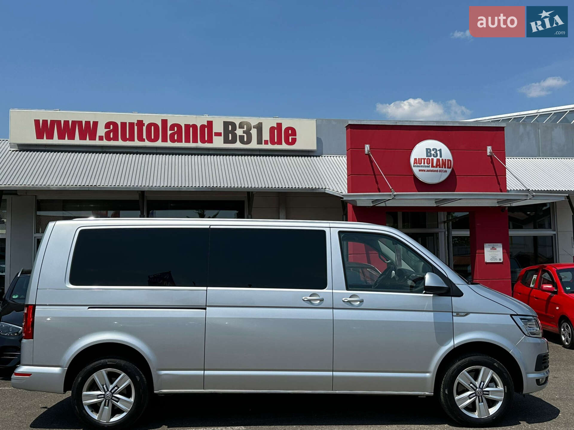 Volkswagen Multivan 2019 VIN WV2ZZZ7HZKH163746 фото оголошення 3 з 38