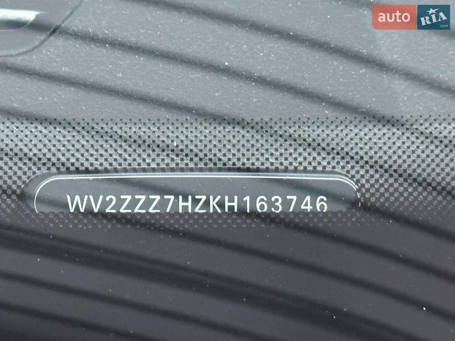Volkswagen Multivan 2019 VIN WV2ZZZ7HZKH163746 фото оголошення 7 з 38