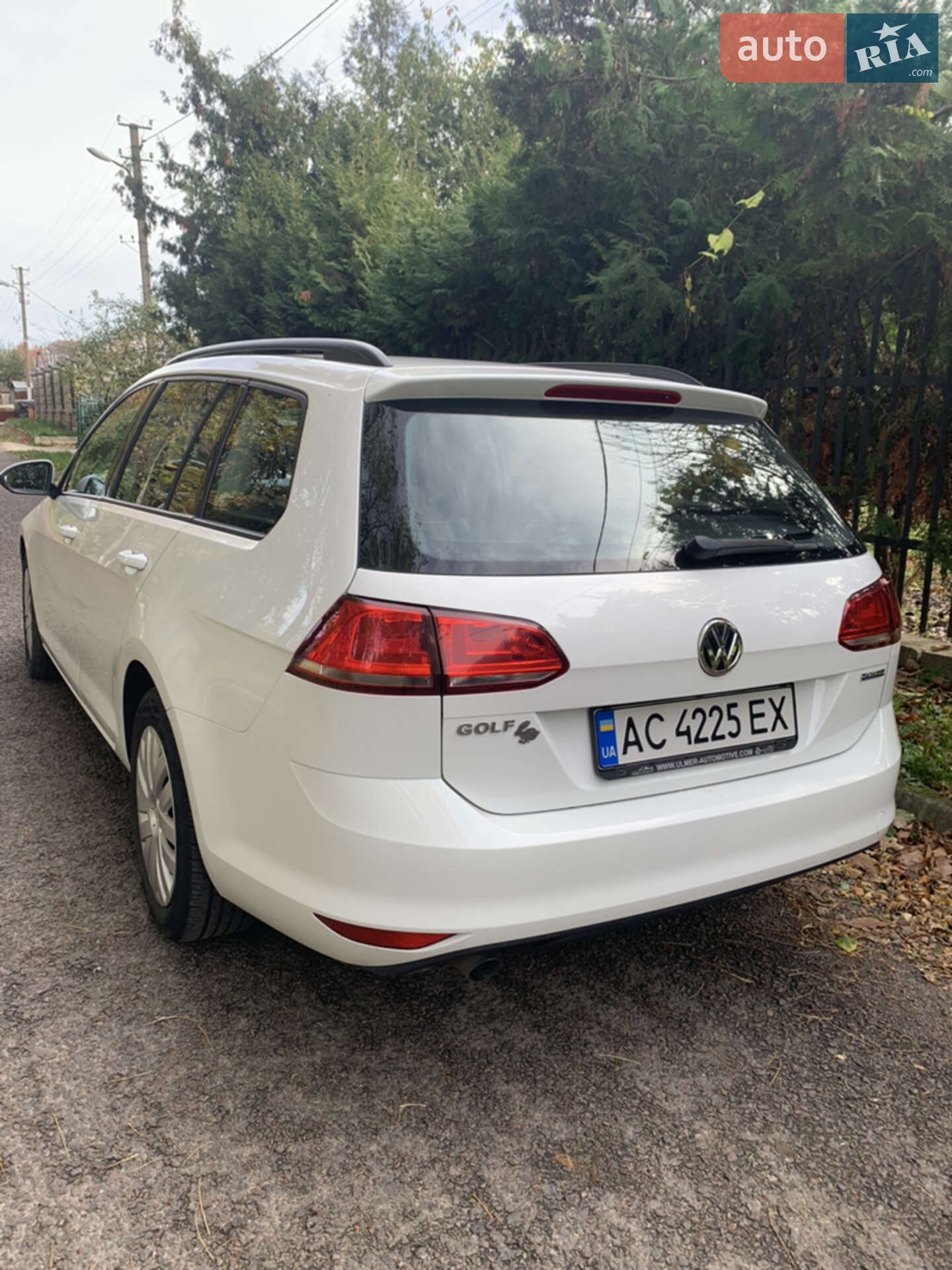 Volkswagen Golf 2015 VIN WVWZZZAUZGP551926 фото оголошення 10 з 31