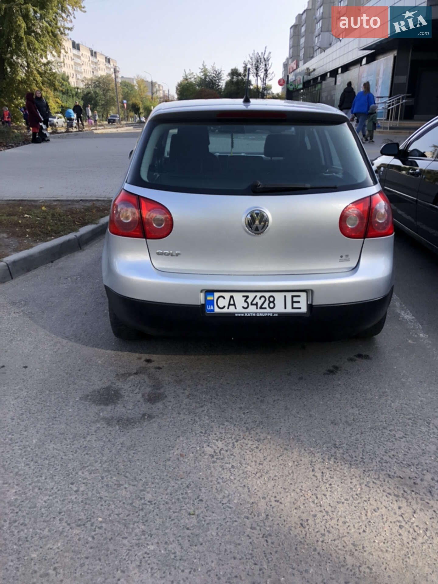 Volkswagen Golf 2004 VIN WVWZZZ1KZ4B071150 фото оголошення 2 з 17