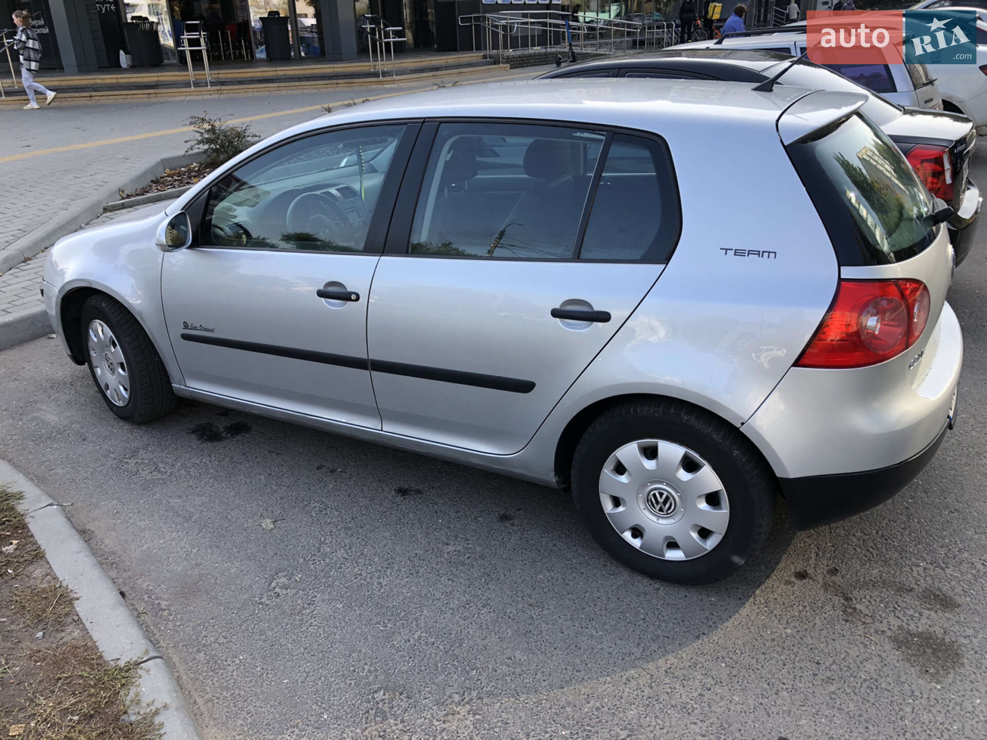 Volkswagen Golf 2004 VIN WVWZZZ1KZ4B071150 фото оголошення 4 з 17