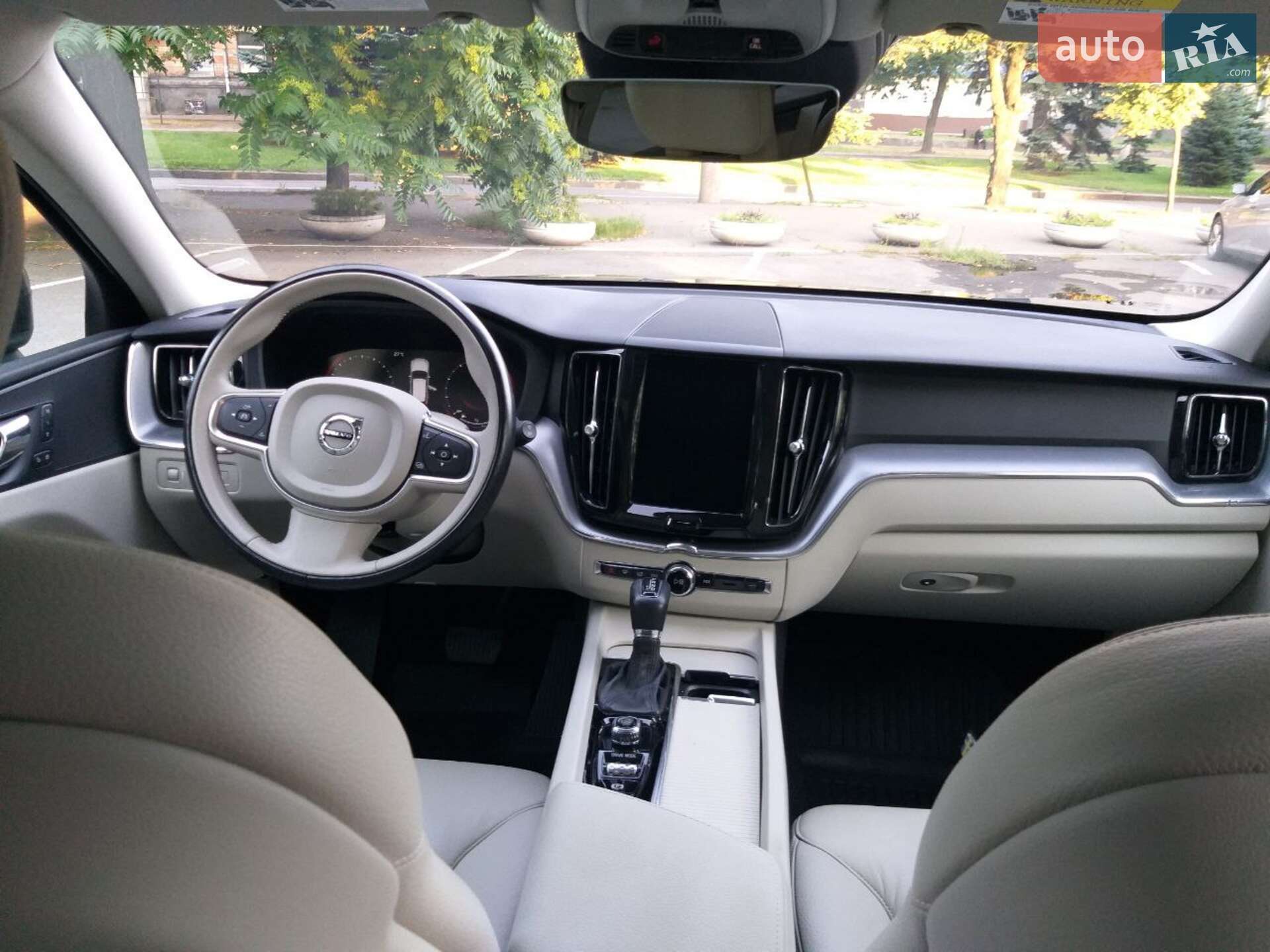 Volvo XC60 2018 VIN LYVA22RK3JB118093 фото оголошення 28 з 28