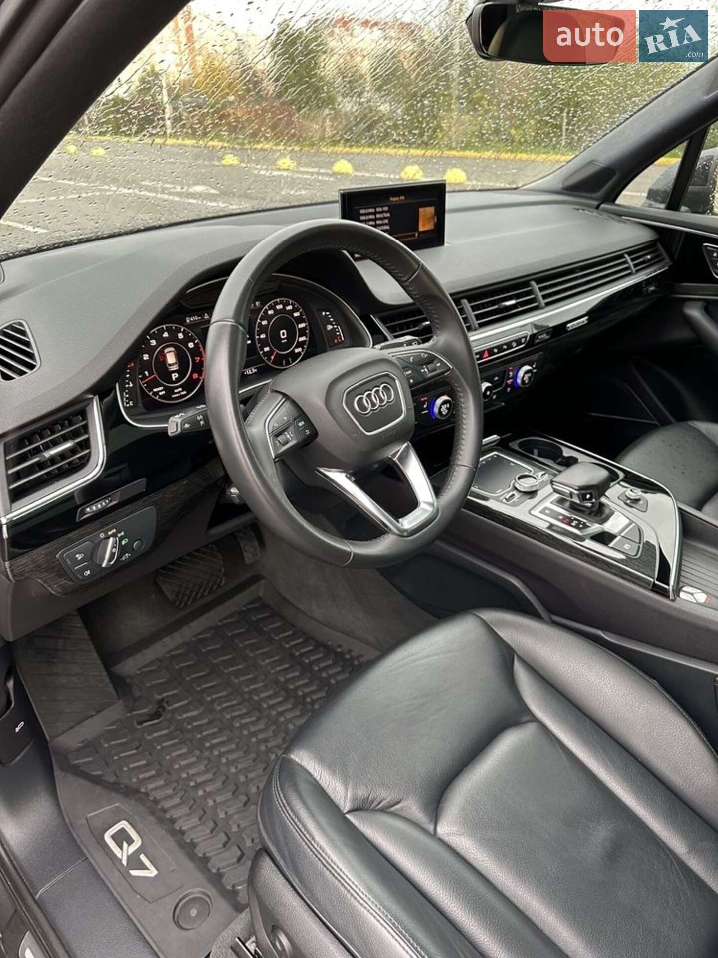 Audi Q7 2019 VIN WA1LAAF70KD040184 фото оголошення 7 з 40