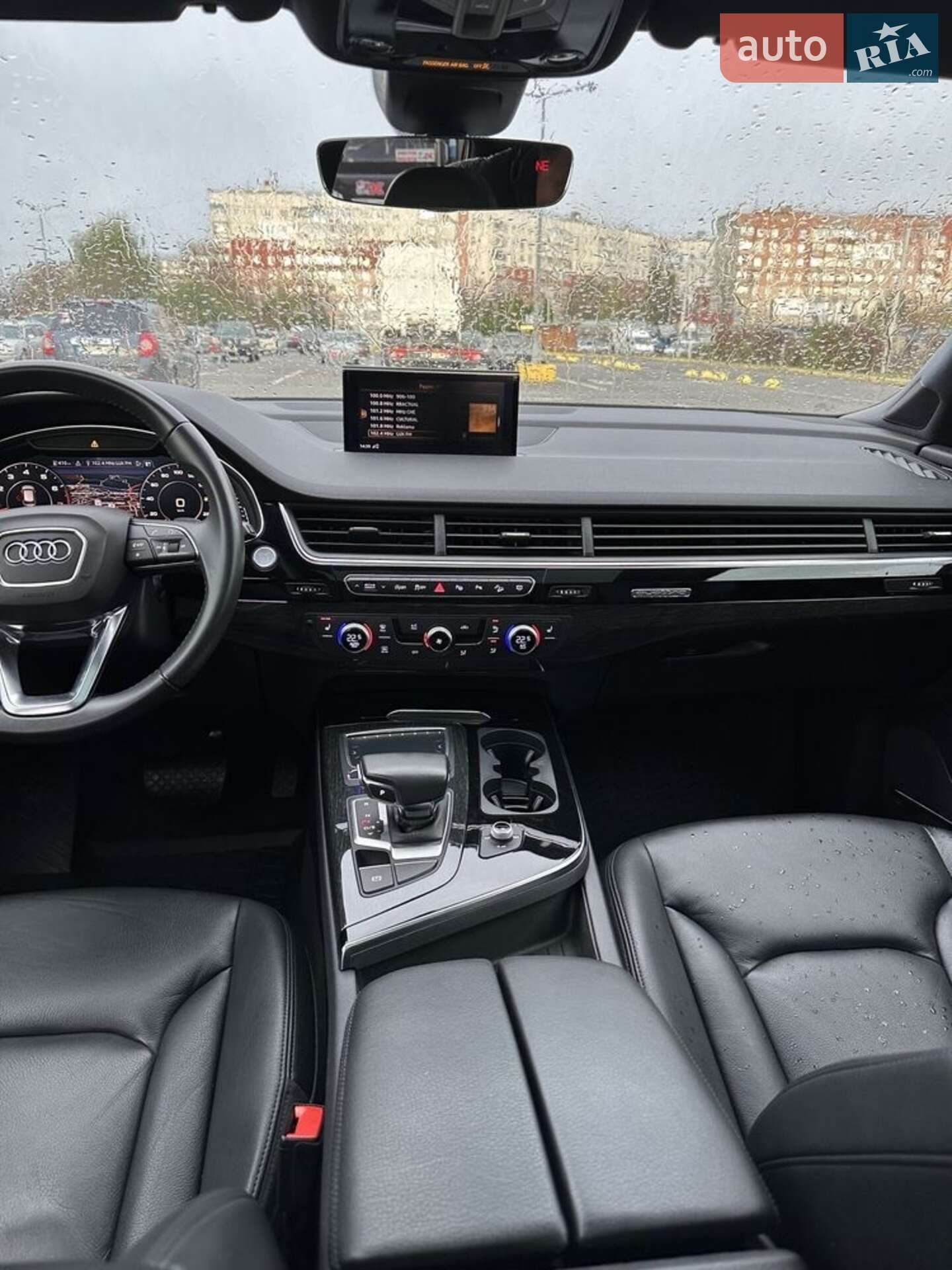 Audi Q7 2019 VIN WA1LAAF70KD040184 фото оголошення 16 з 40