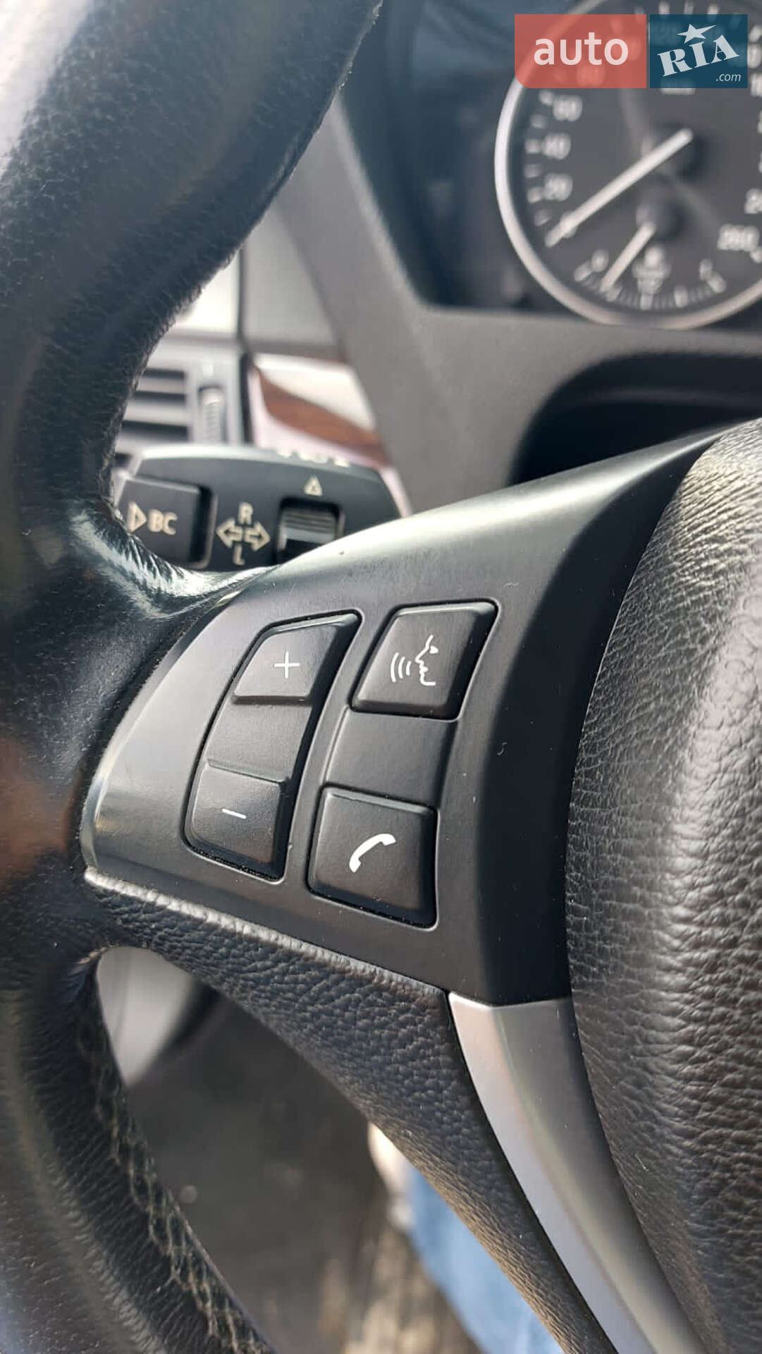 BMW X5 2011 VIN WBAZW41050L827354 фото оголошення 26 з 39