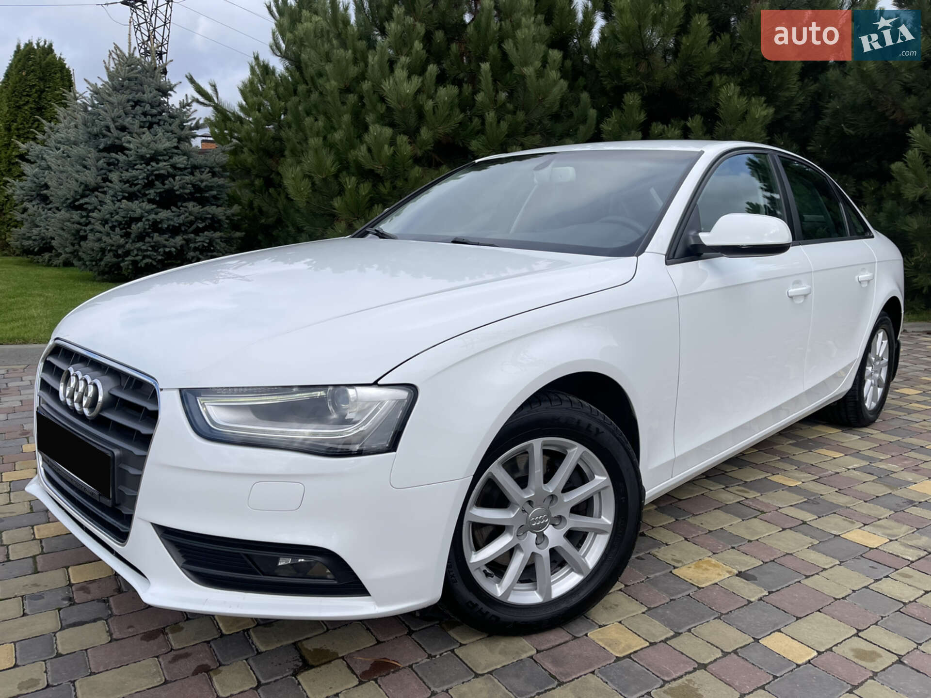 Audi A4 2012 VIN WAUZZZ8K1DN000652 фото оголошення 5 з 44