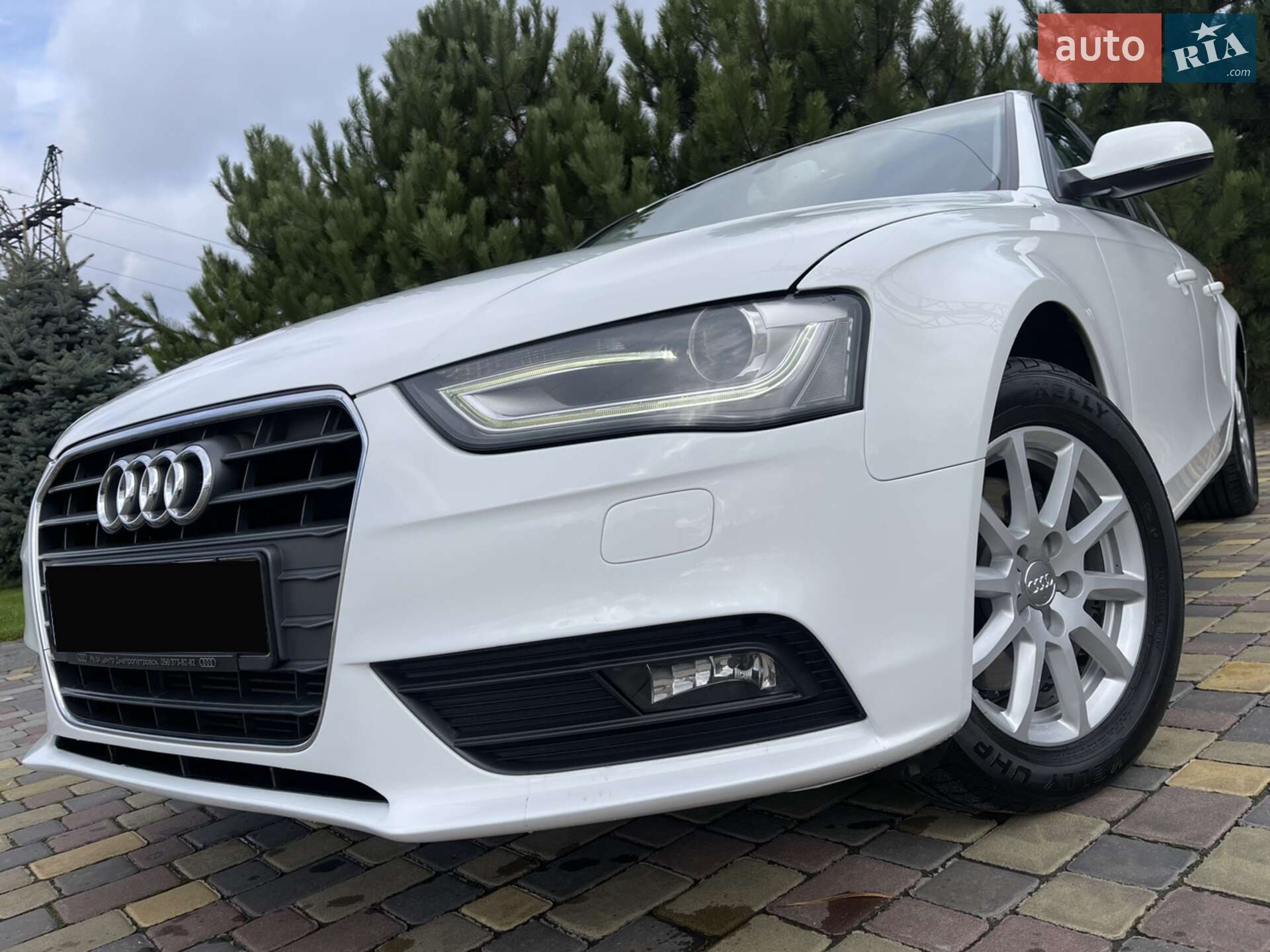 Audi A4 2012 VIN WAUZZZ8K1DN000652 фото оголошення 19 з 44