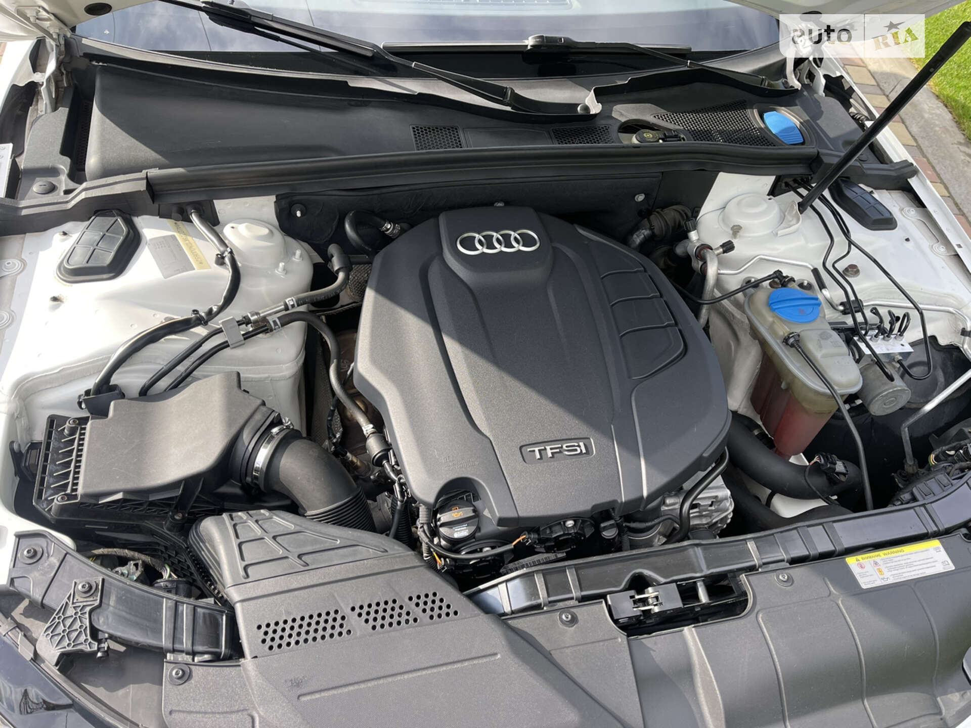 Audi A4 2012 VIN WAUZZZ8K1DN000652 фото оголошення 41 з 44