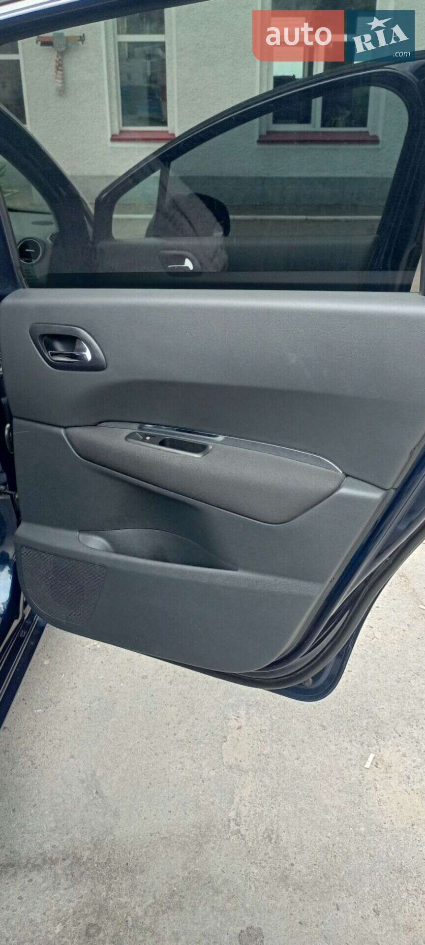 Peugeot 5008 2011 VIN VF30A5FV8BS052571 фото оголошення 10 з 13
