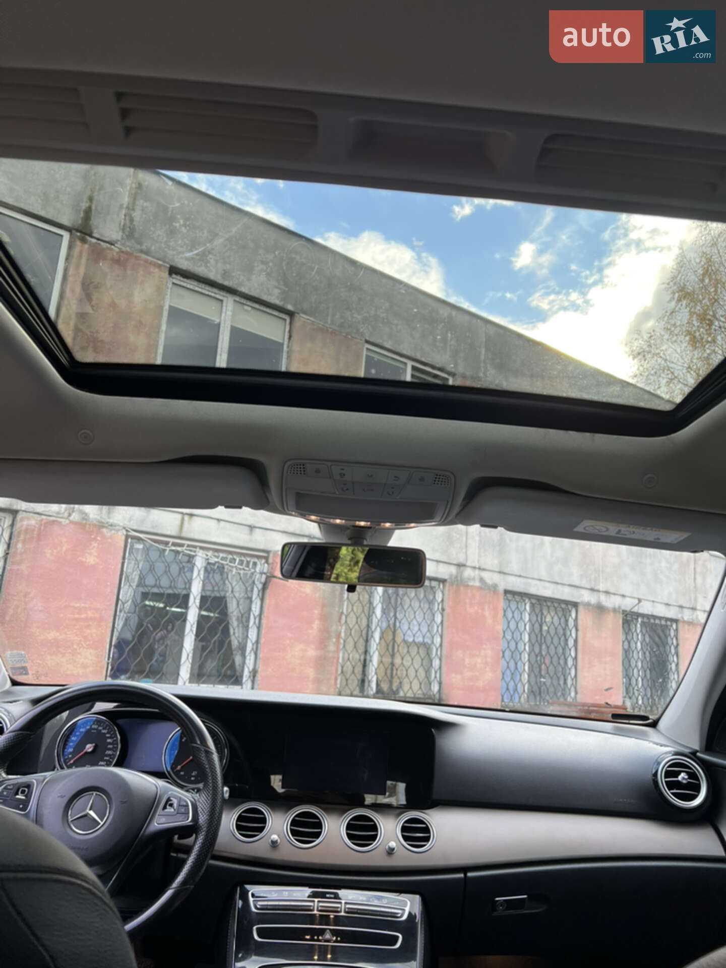 Mercedes-Benz E-Class 2016 VIN WDD2132041A127717 фото оголошення 30 з 60