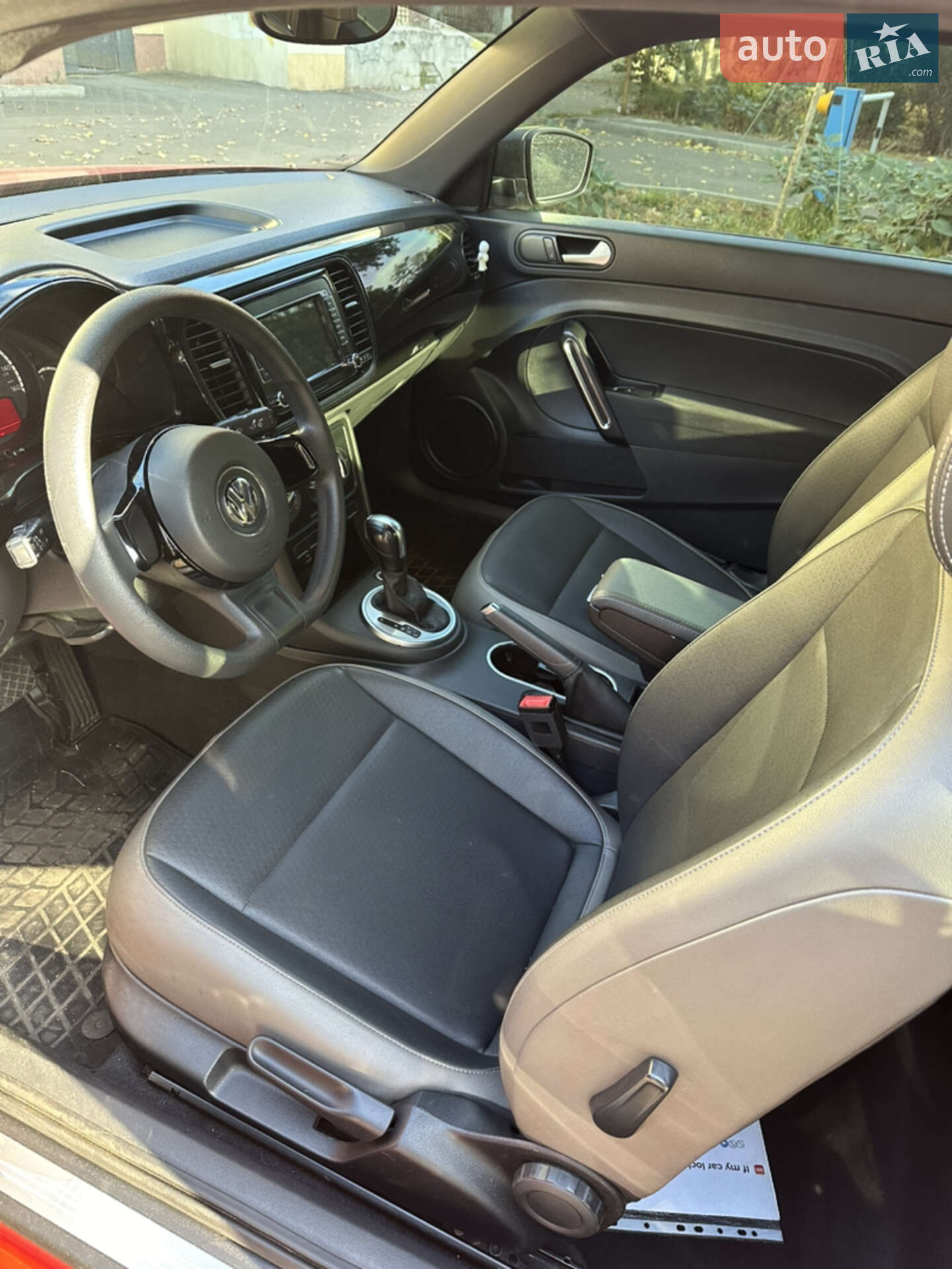 Volkswagen Beetle 2015 VIN 3VWF17AT9FM643250 фото оголошення 10 з 12