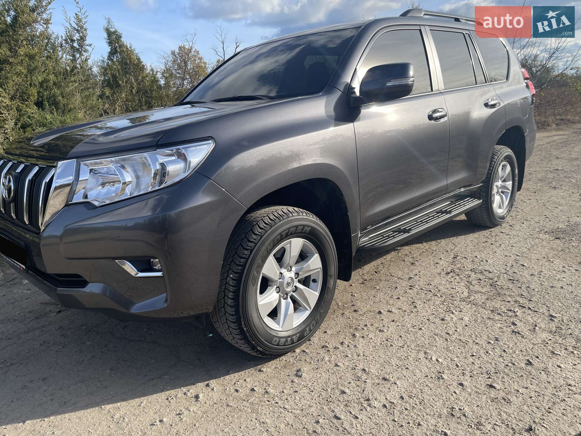 Toyota Land Cruiser Prado 2019 VIN JTEBX3FJ30K313811 фото оголошення 8 з 40