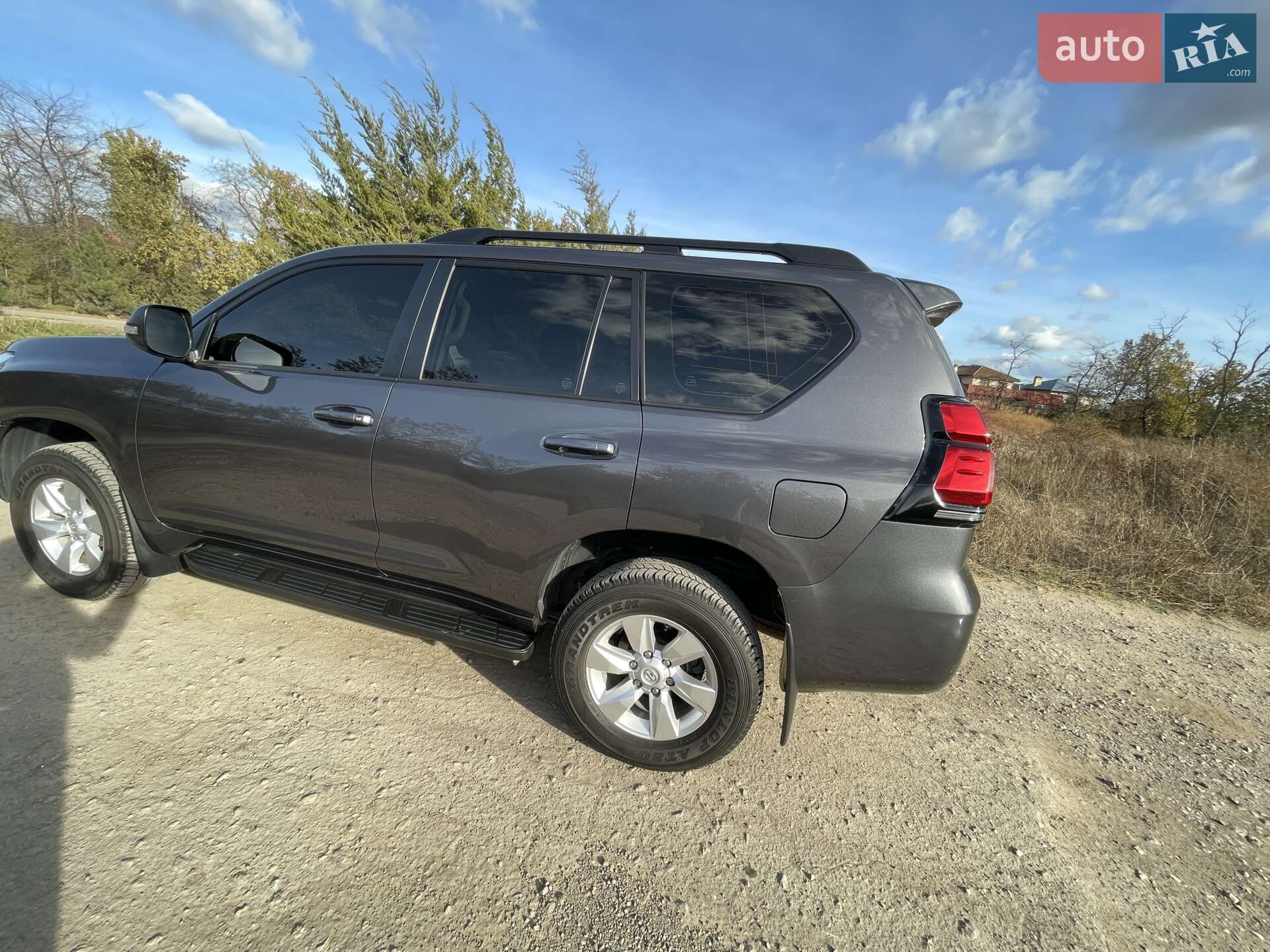 Toyota Land Cruiser Prado 2019 VIN JTEBX3FJ30K313811 фото оголошення 22 з 40