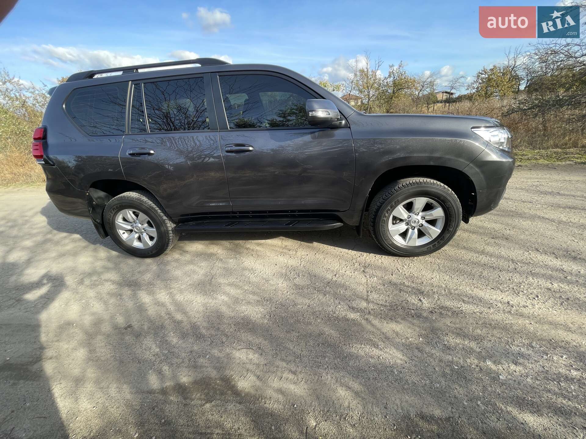 Toyota Land Cruiser Prado 2019 VIN JTEBX3FJ30K313811 фото оголошення 23 з 40