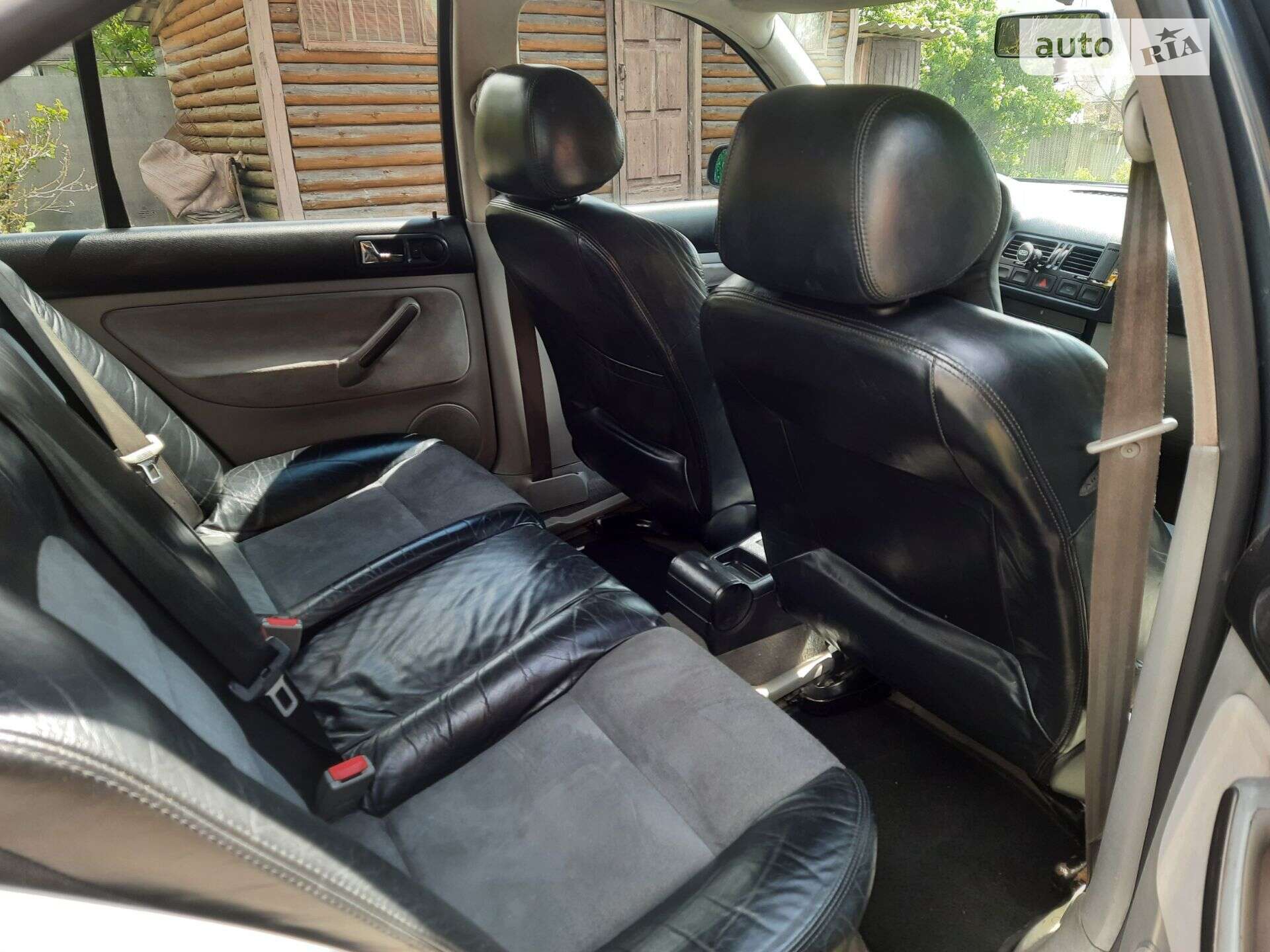 Volkswagen Bora 2001 VIN WVWZZZ1JZ1W682137 фото оголошення 2 з 3