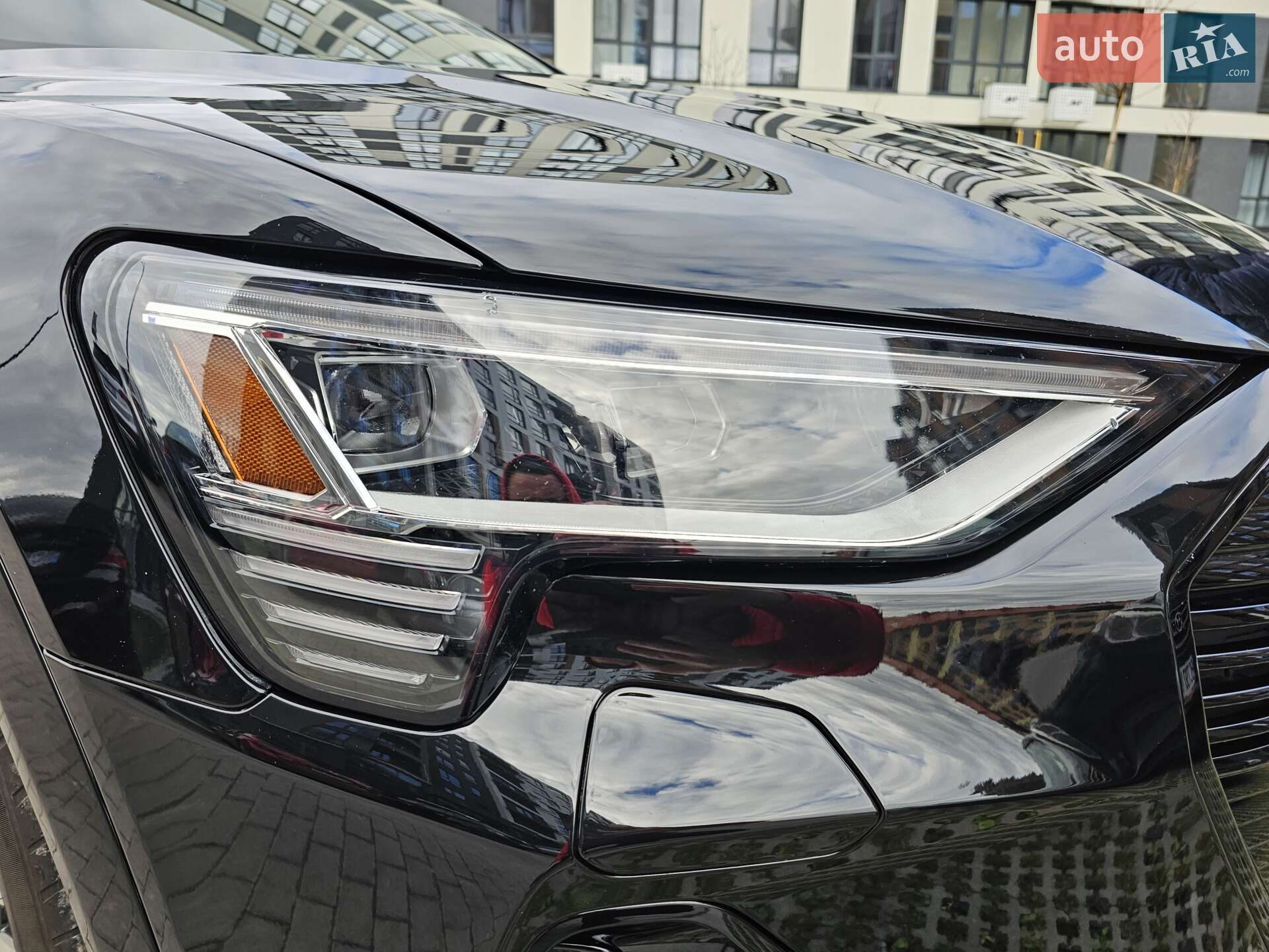Audi e-tron 2021 VIN WA1LAAGE2NB011136 фото оголошення 37 з 37