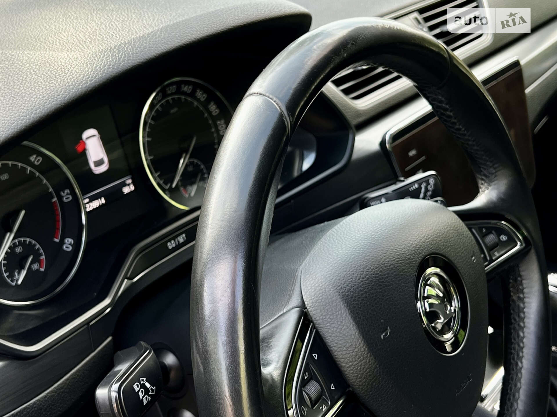 Skoda Superb 2017 VIN TMBJH7NP3J7505549 фото оголошення 11 з 33