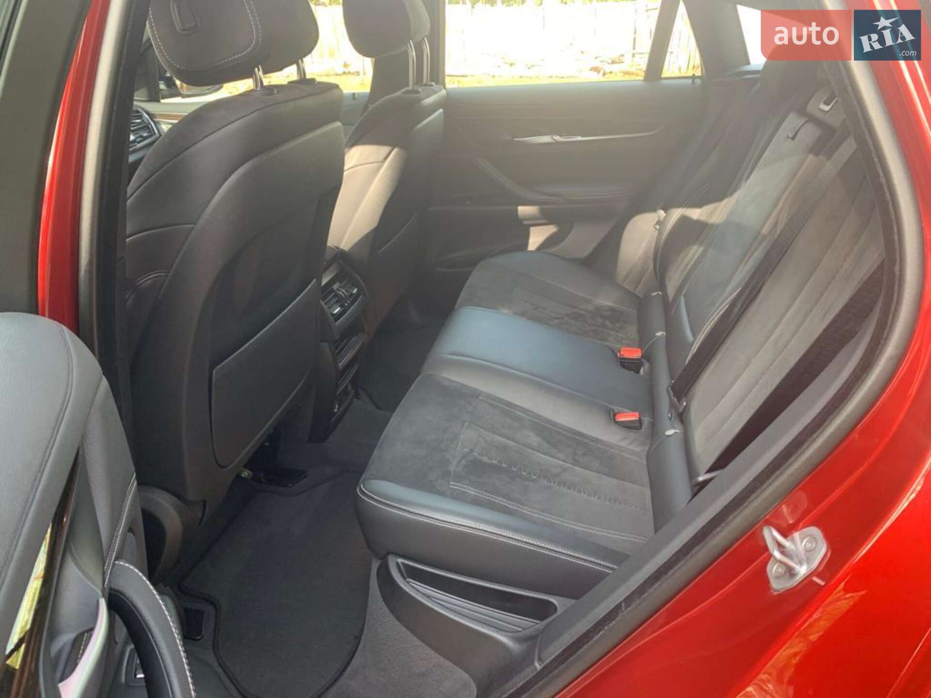 BMW X6 2017 VIN WBAKV210500V43670 фото оголошення 57 з 70