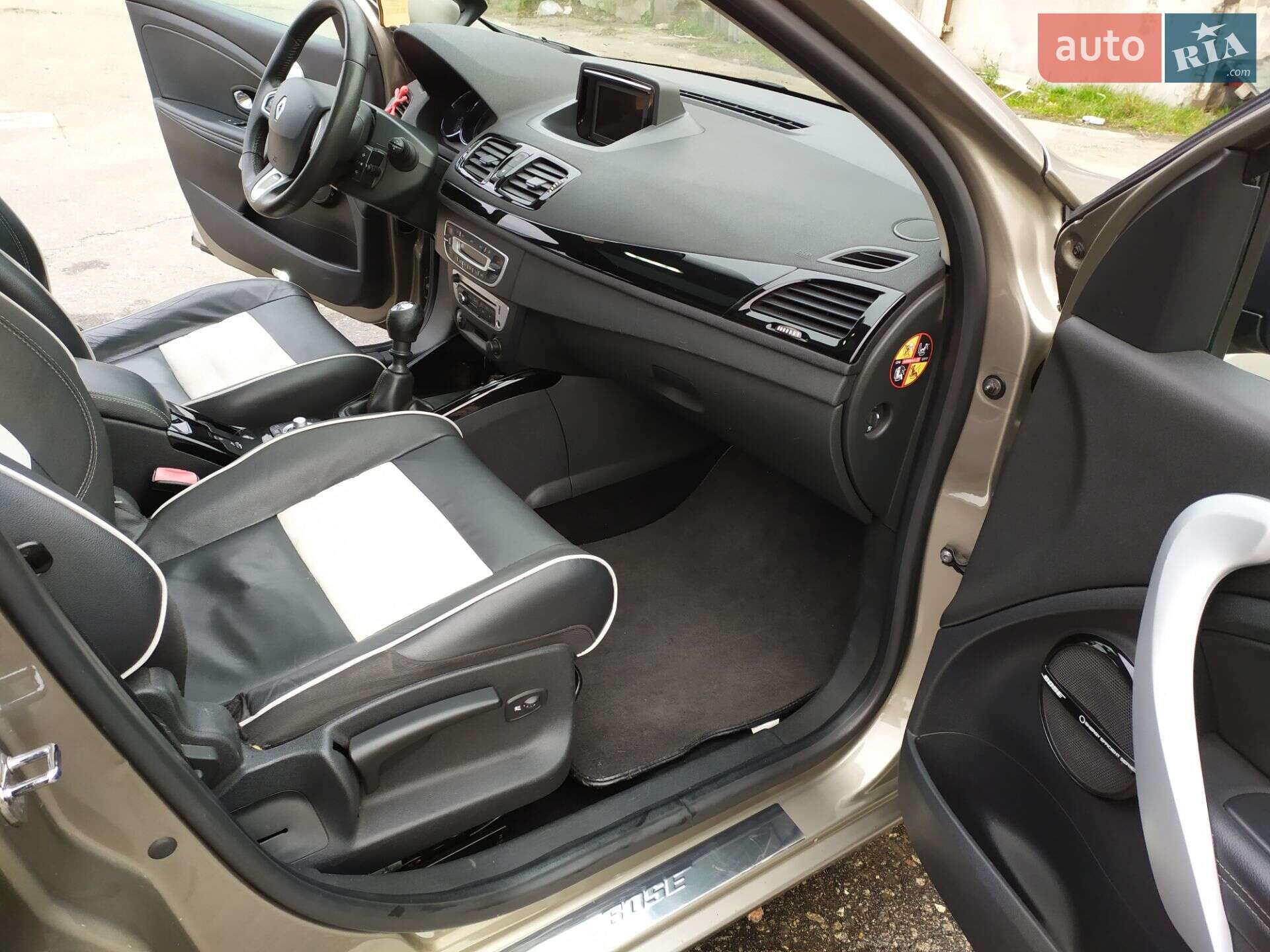 Renault Megane 2012 VIN VF1KZ140647321153 фото оголошення 9 з 26