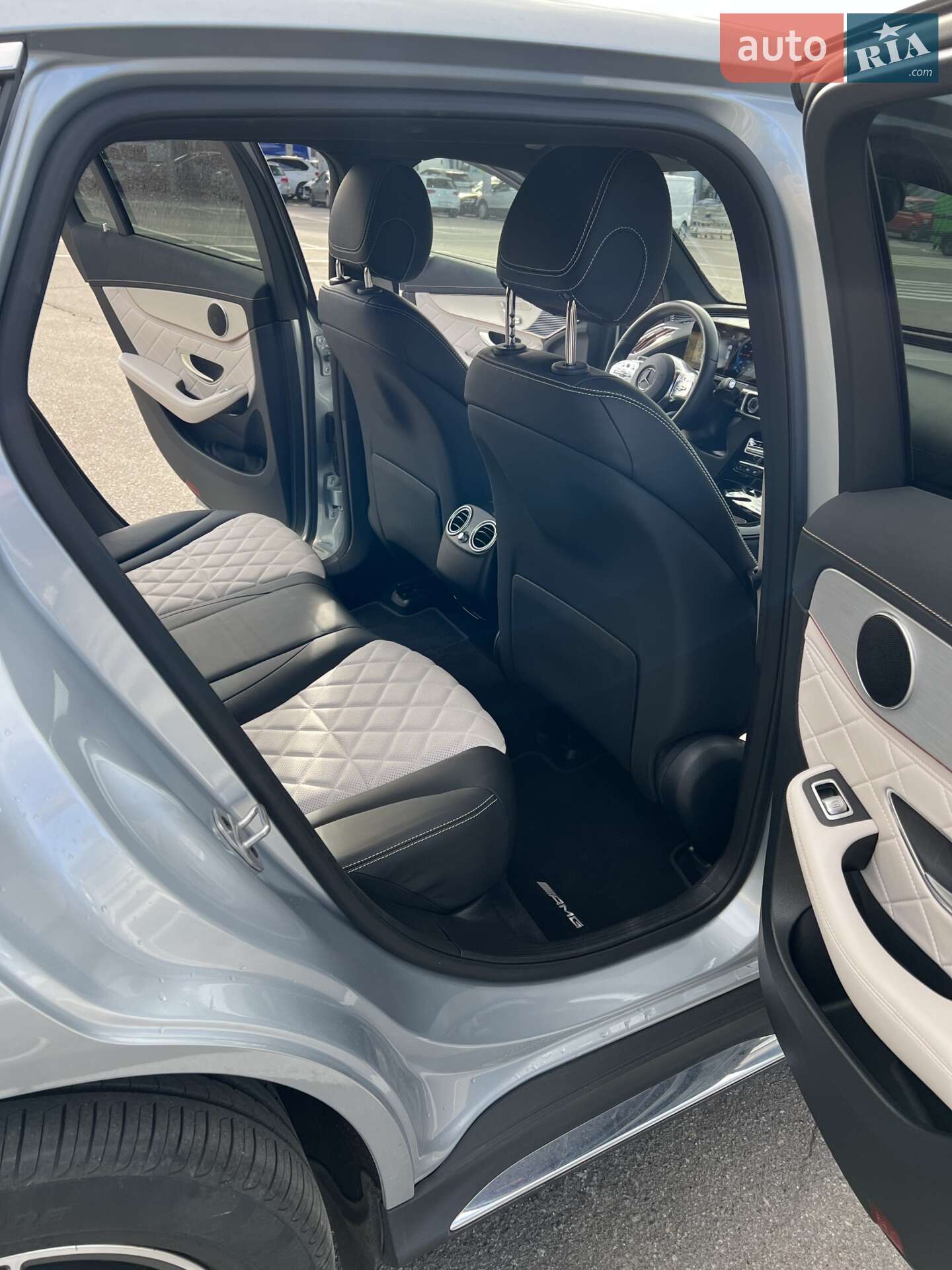 Mercedes-Benz EQC 2021 VIN W1K2938901F023982 фото оголошення 10 з 57