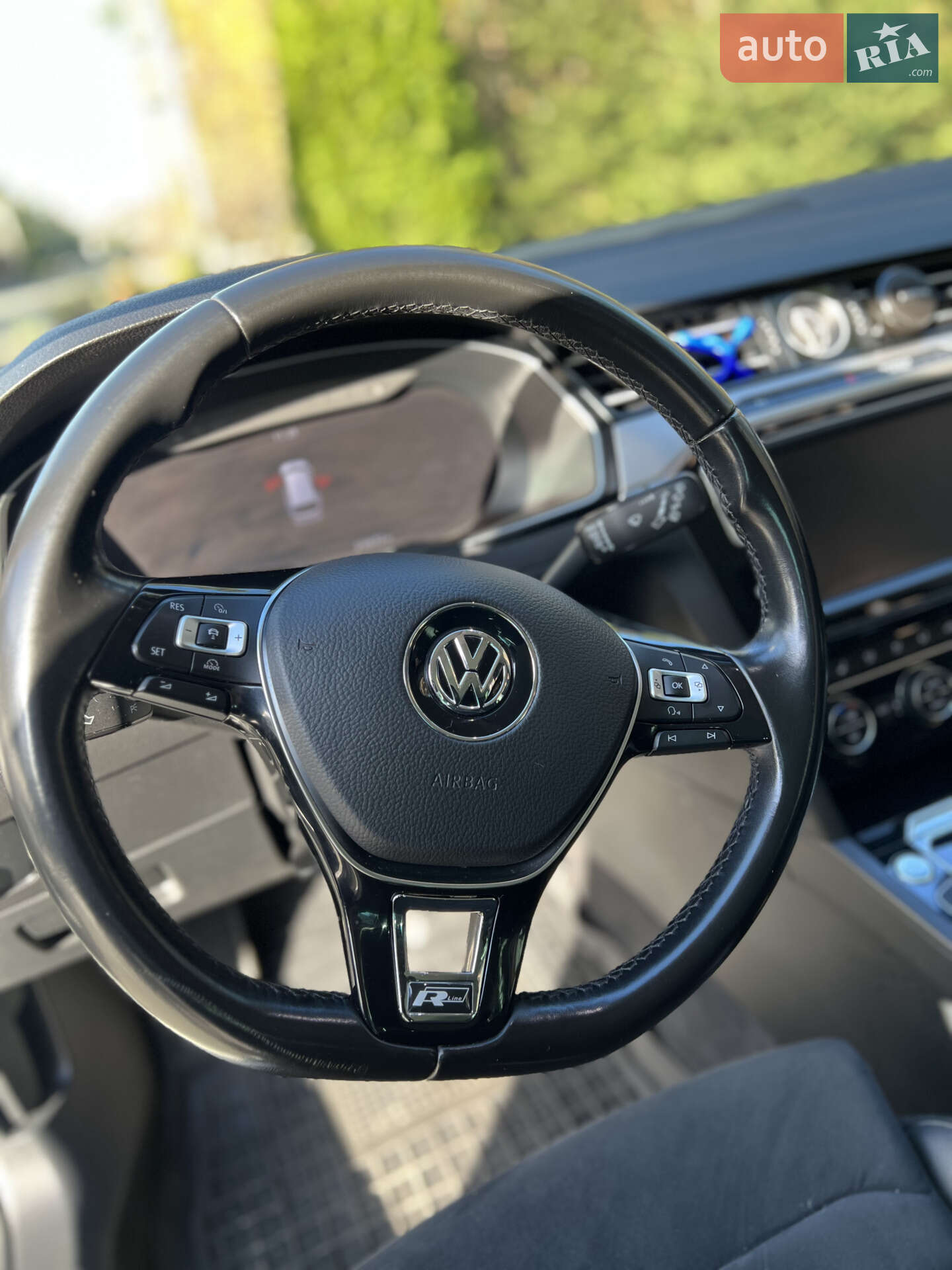 Volkswagen Passat 2015 VIN WVWZZZ3CZGE130532 фото оголошення 13 з 43
