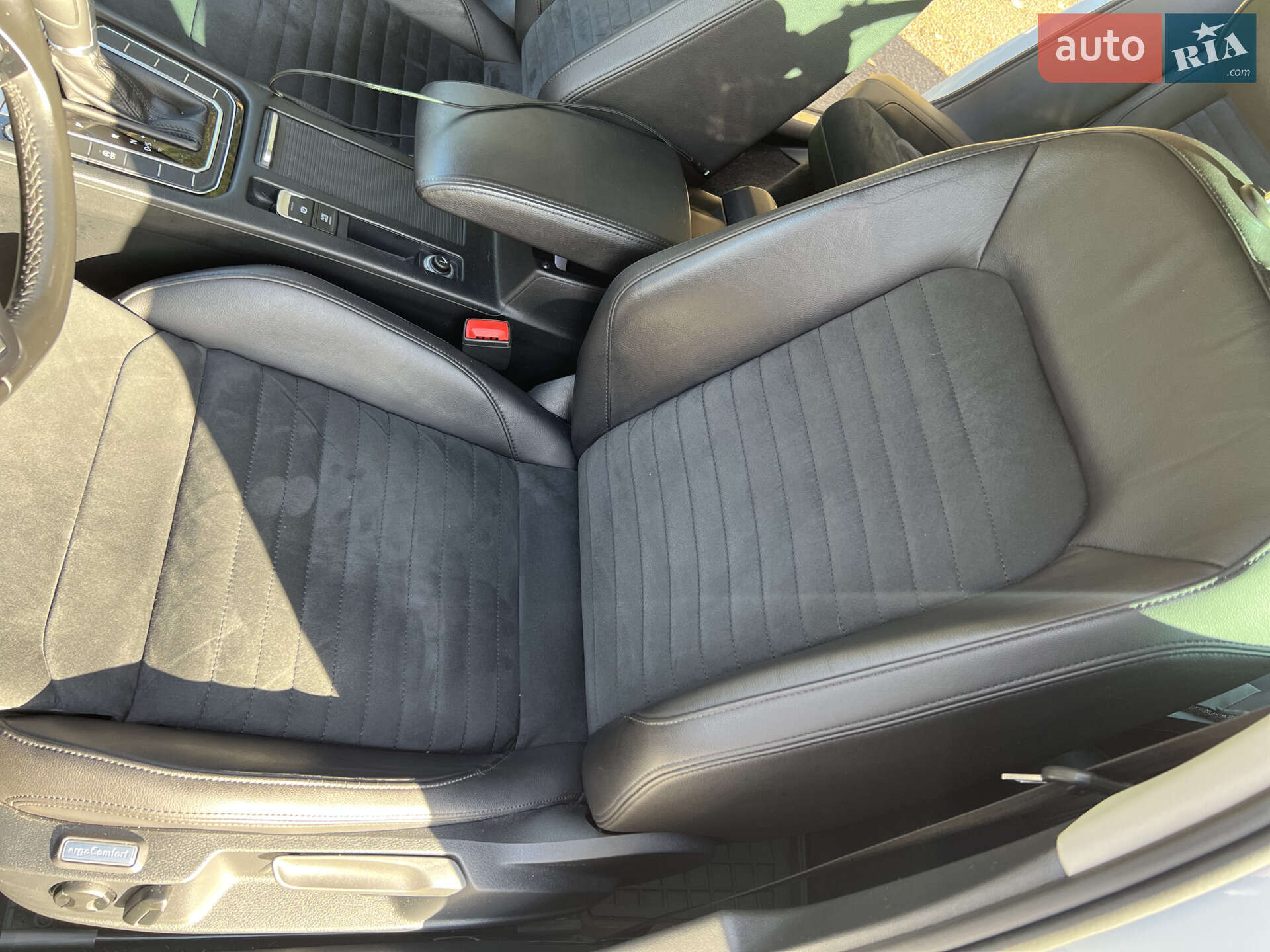 Volkswagen Passat 2015 VIN WVWZZZ3CZGE130532 фото оголошення 9 з 38