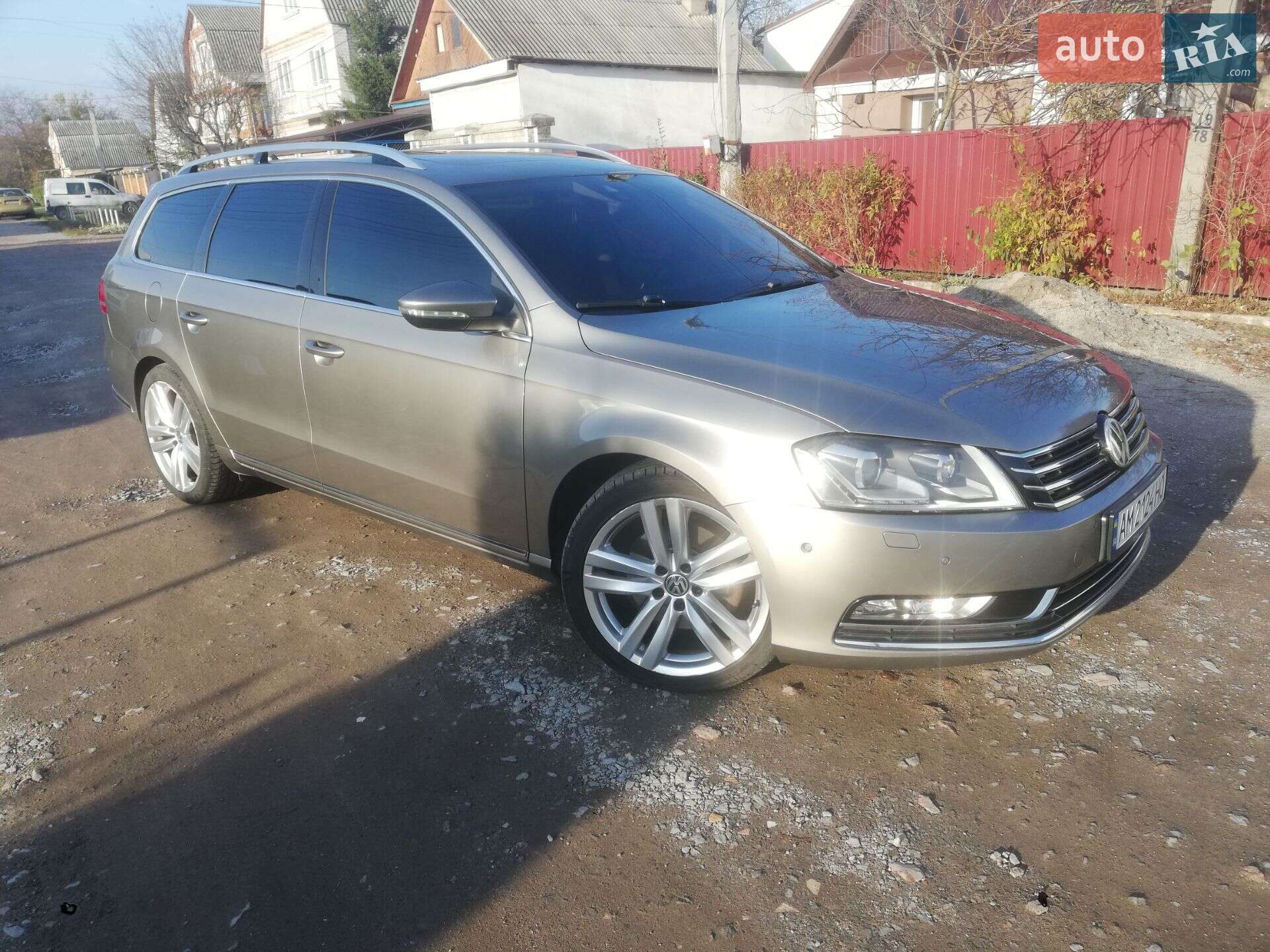 Volkswagen Passat 2011 VIN WVWZZZ3CZCE111946 фото оголошення 3 з 39
