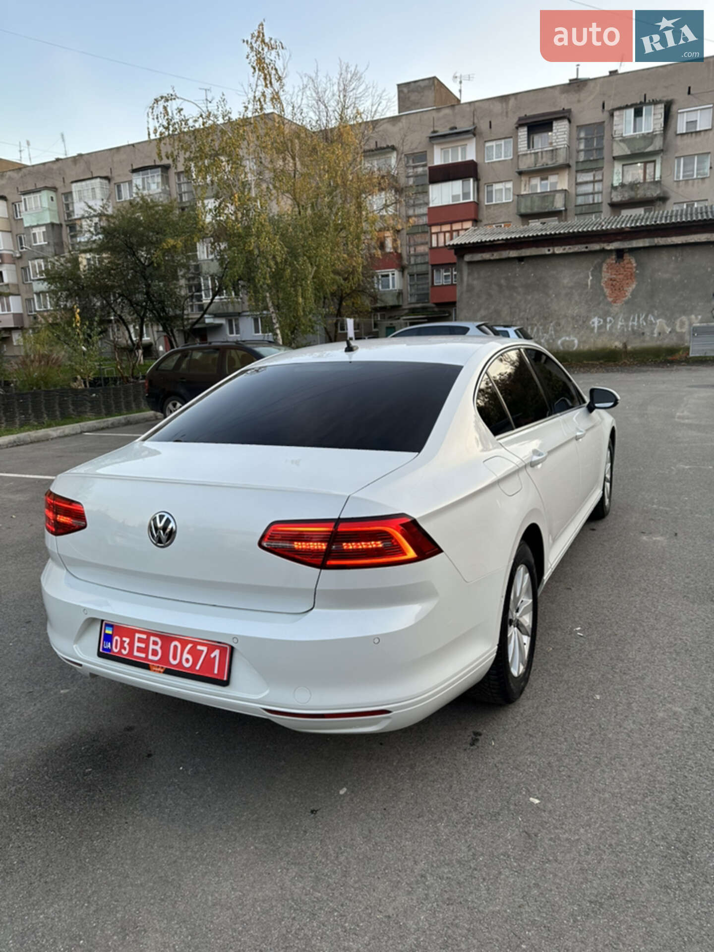 Volkswagen Passat 2018 VIN WVWZZZ3CZJE210136 фото оголошення 7 з 19