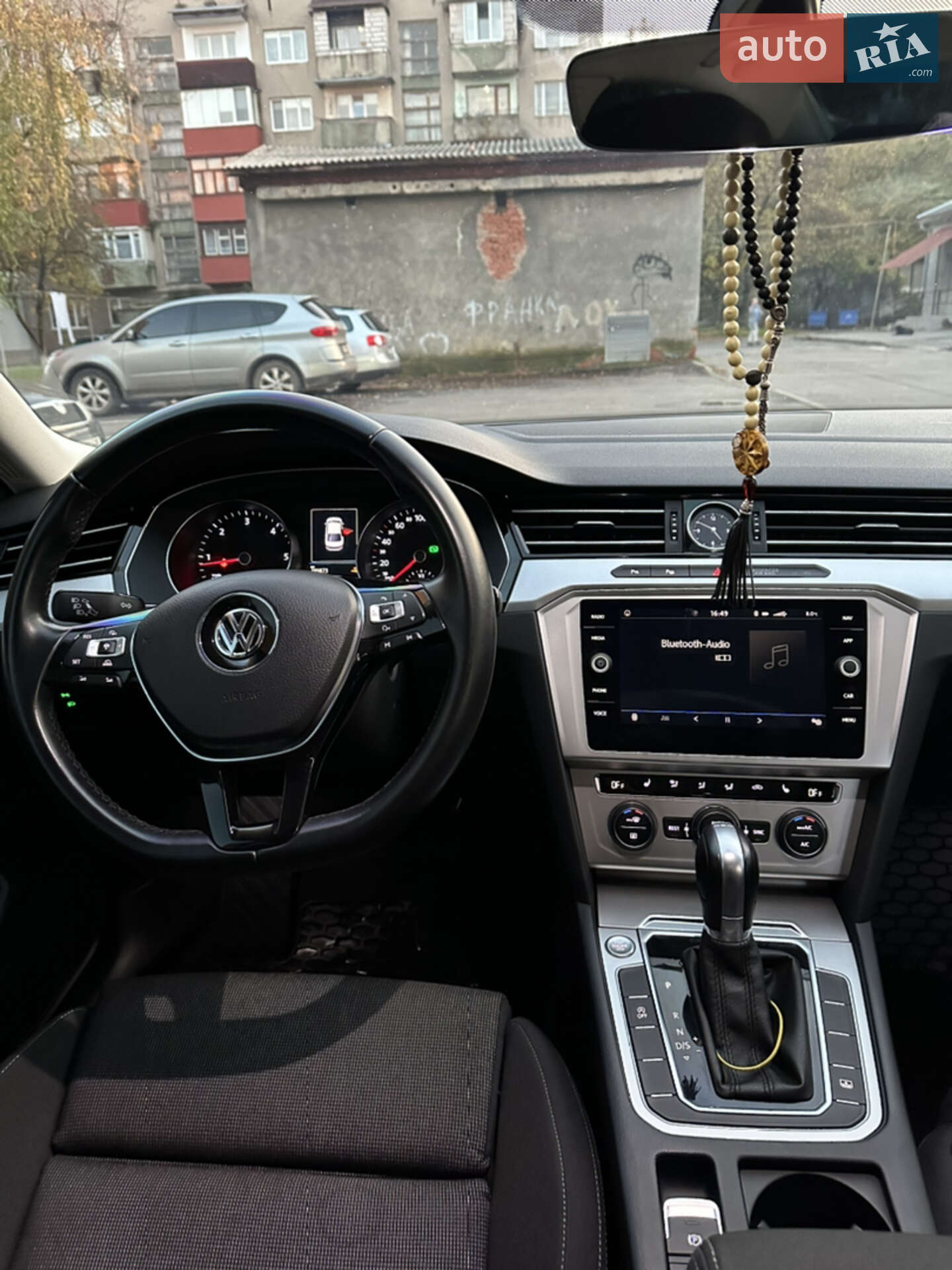 Volkswagen Passat 2018 VIN WVWZZZ3CZJE210136 фото оголошення 17 з 19